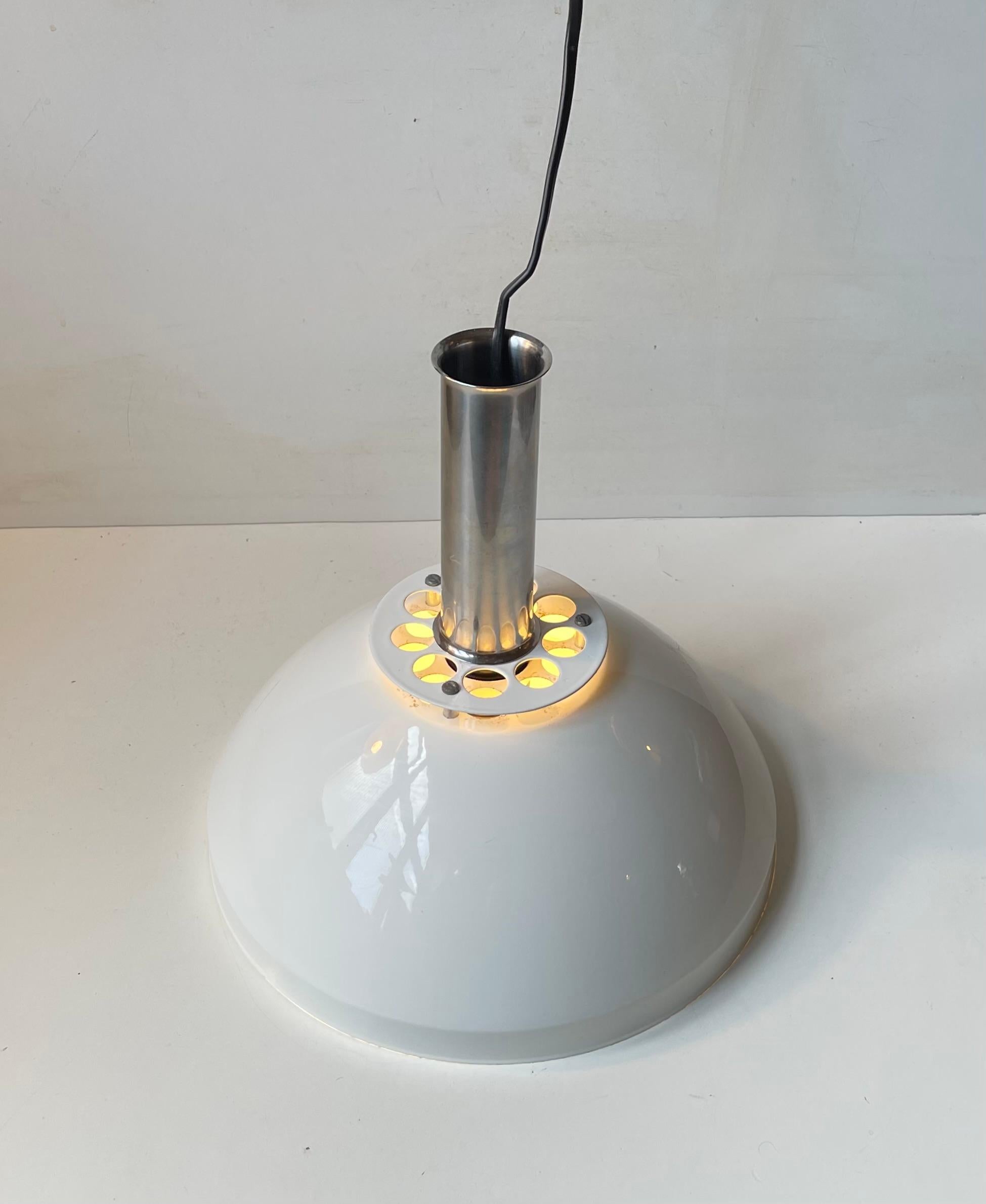 Italian Industrial Ceiling Lamp in White Enamel and Chrome Plating, 1970s For Sale 1