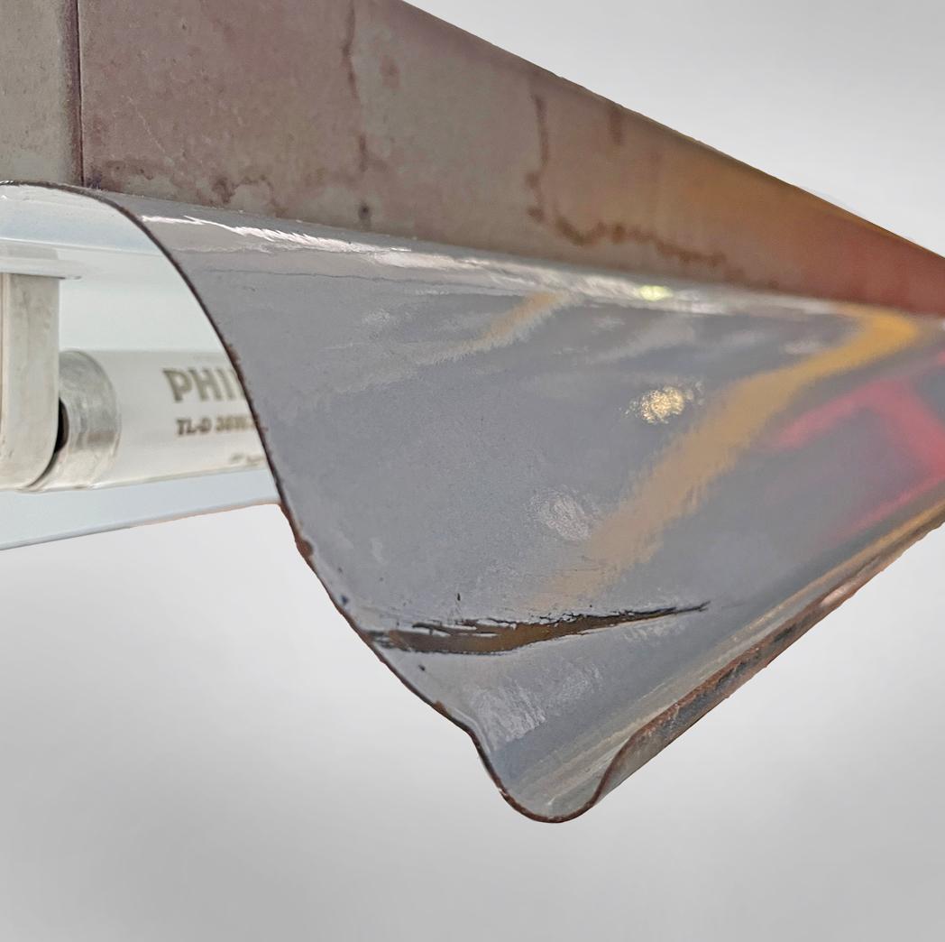 Lustre industriel italien en métal émaillé gris foncé avec chaîne, années 1940 en vente 11