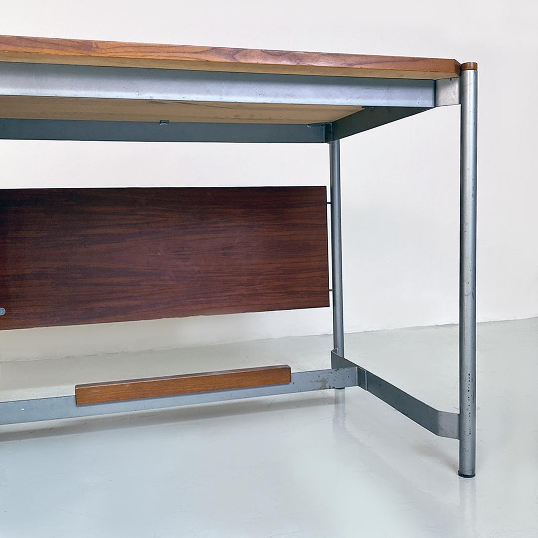 Italian Industrial Metal and Wood Desk with Drawers, 1970s For Sale 3