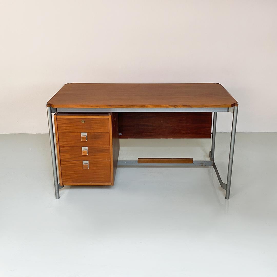 Italian Industrial Metal and Wood Desk with Drawers, 1970s For Sale 8