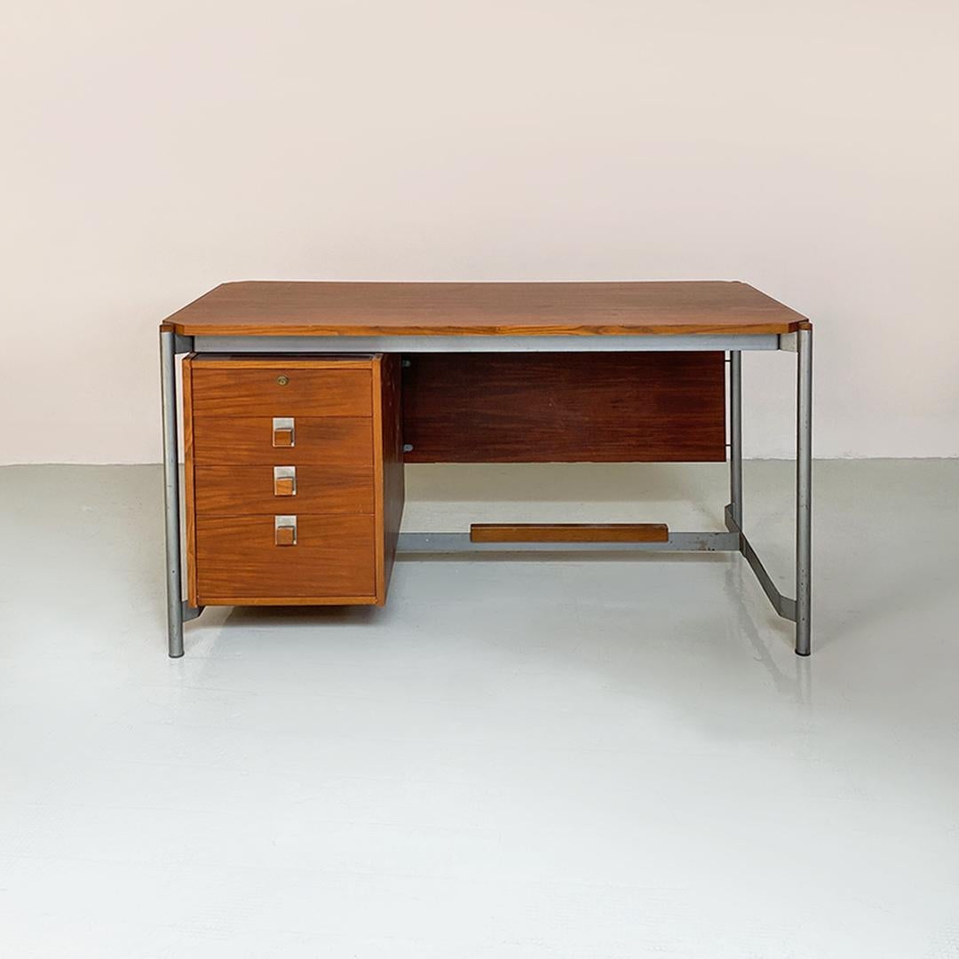 Italian Industrial Metal and Wood Desk with Drawers, 1970s For Sale 9