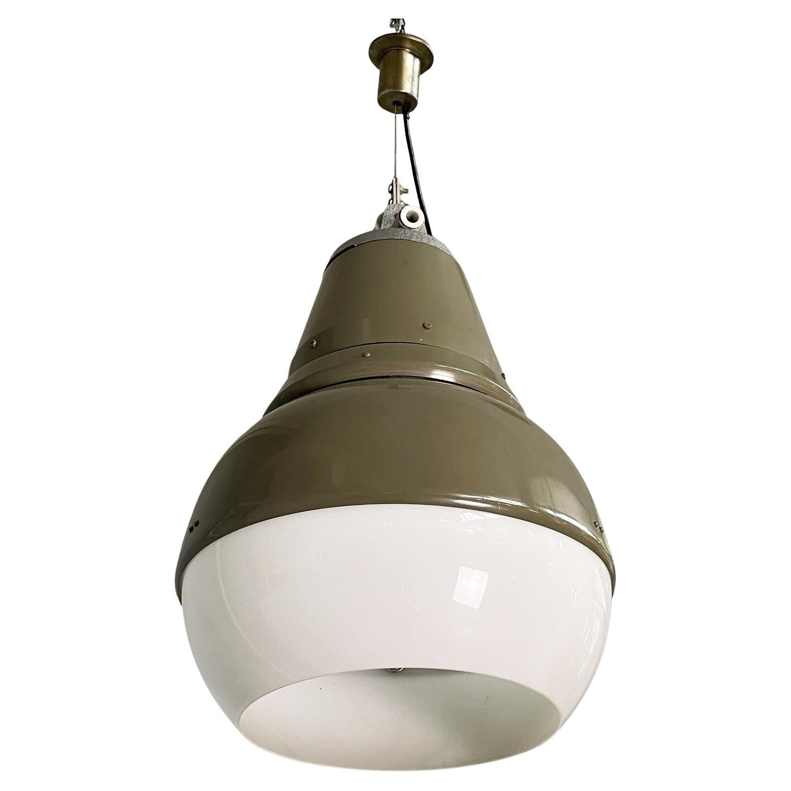 Lampadario industriale italiano in metallo Genova 4053 di Torlasco per Greco, anni '60