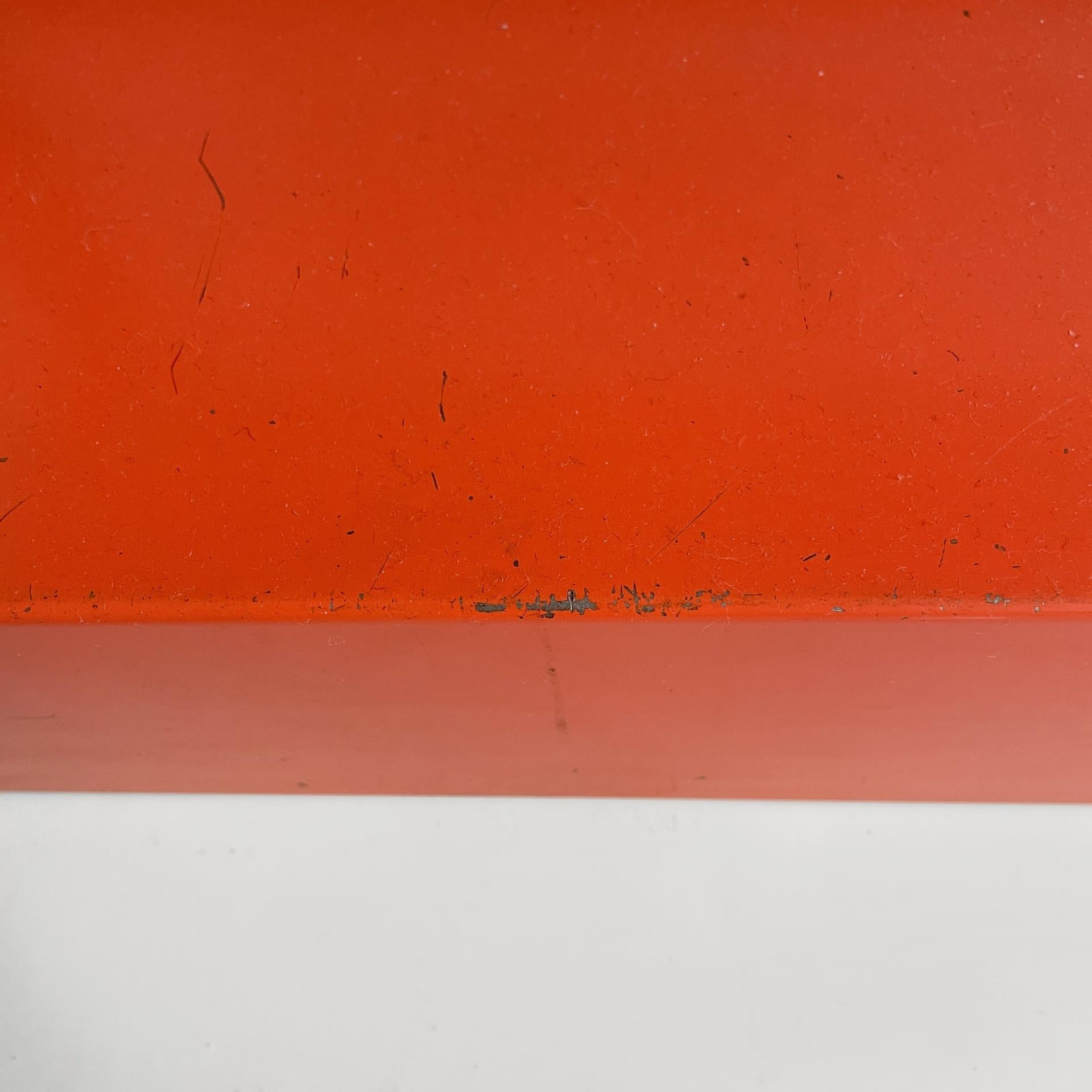 Italian industrial modern orange metal bookcase Congresso by Lips Vago, 1970s For Sale 14