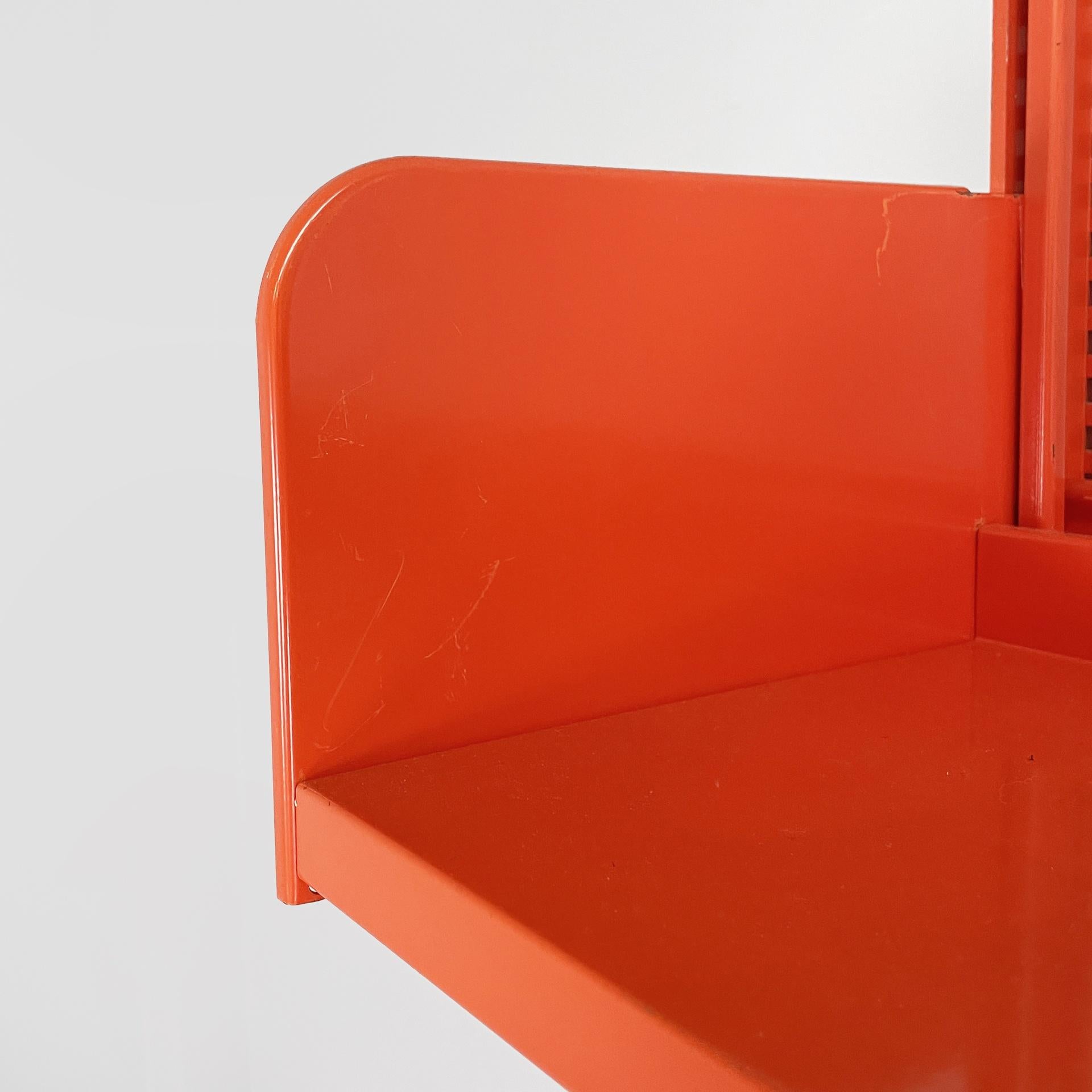 Italian industrial modern orange metal bookcase Congresso by Lips Vago, 1970s For Sale 3