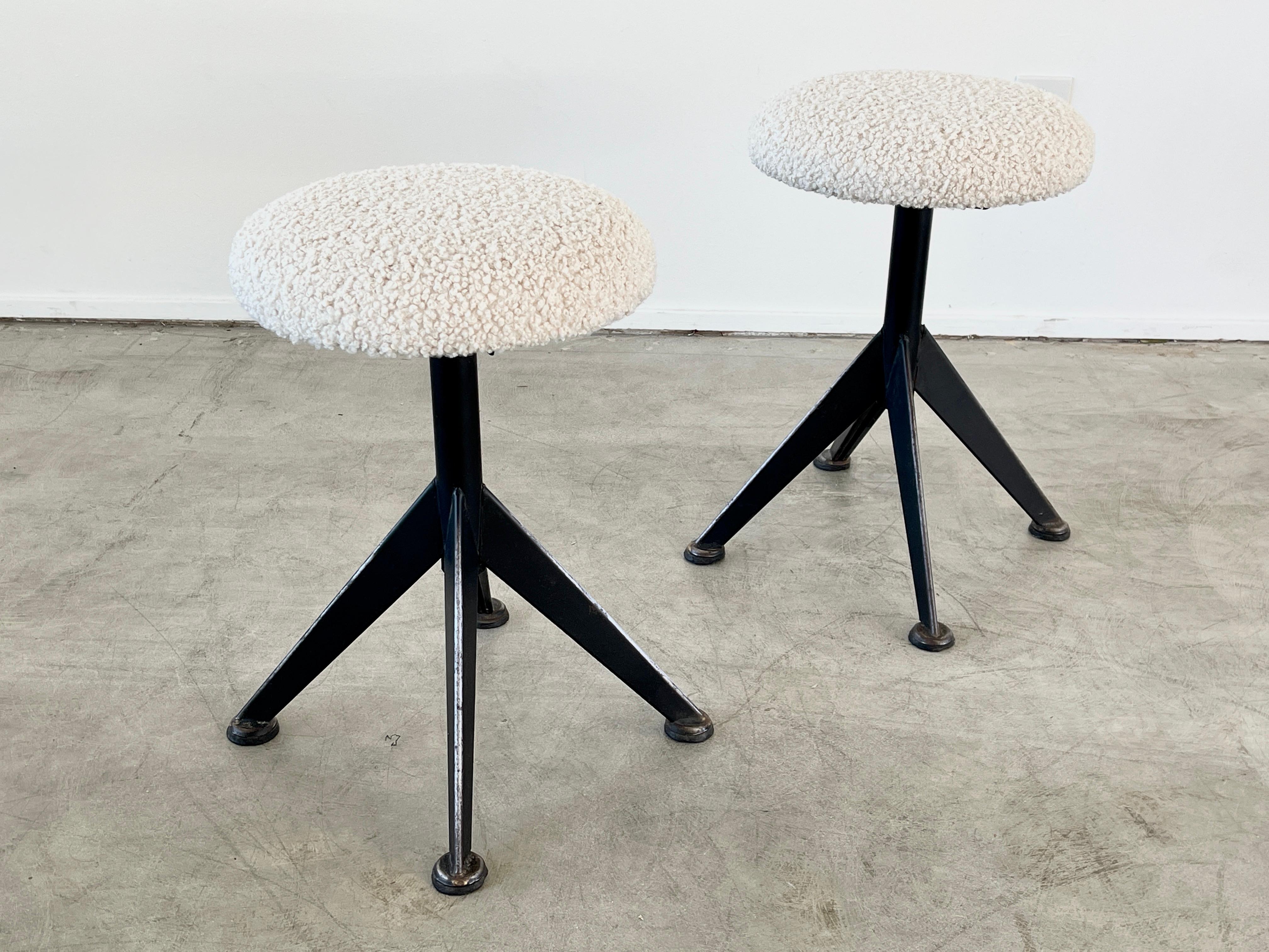 Tabouret industriel italien en vente 4