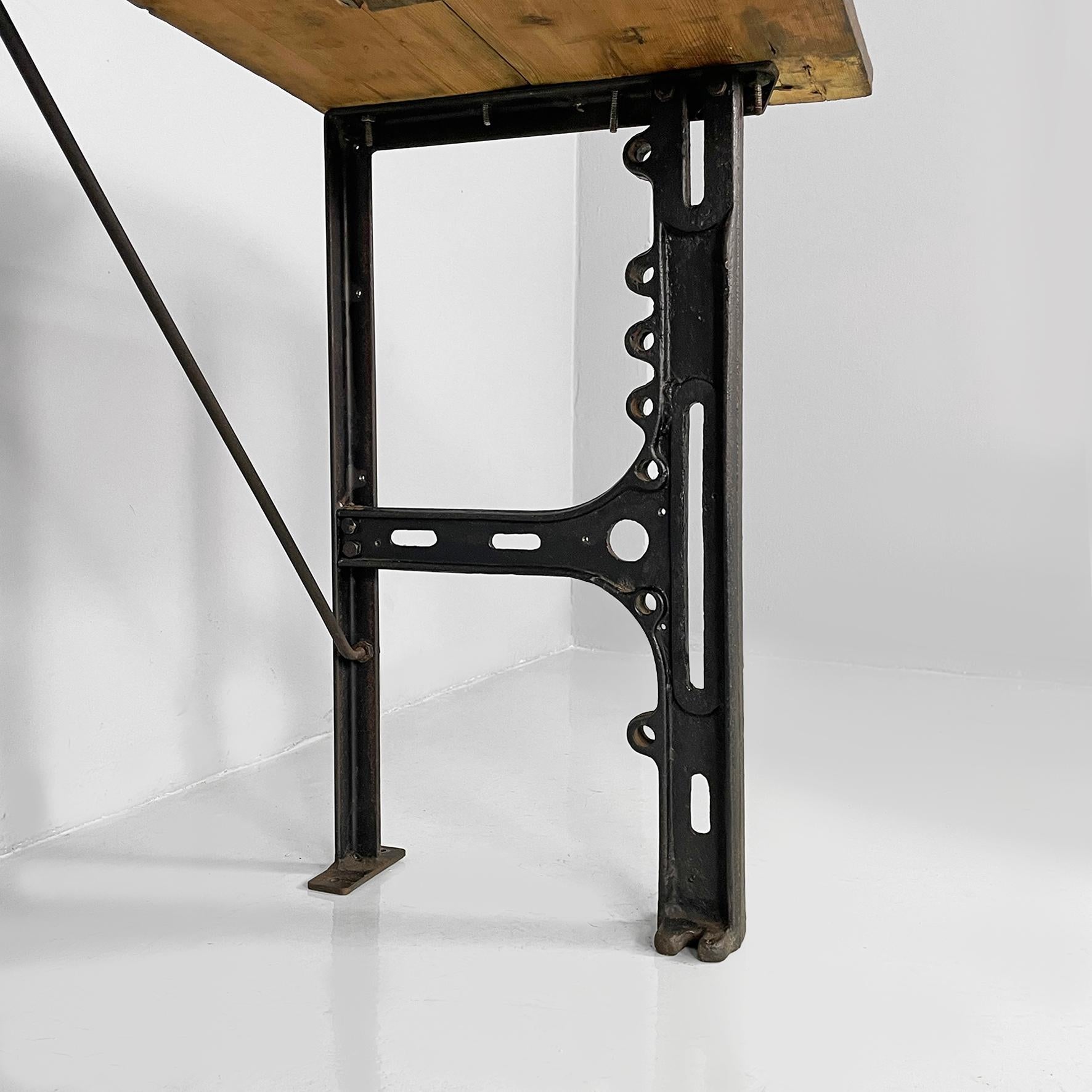 Console industrielle italienne en bois et en fonte, années 1800 en vente 7