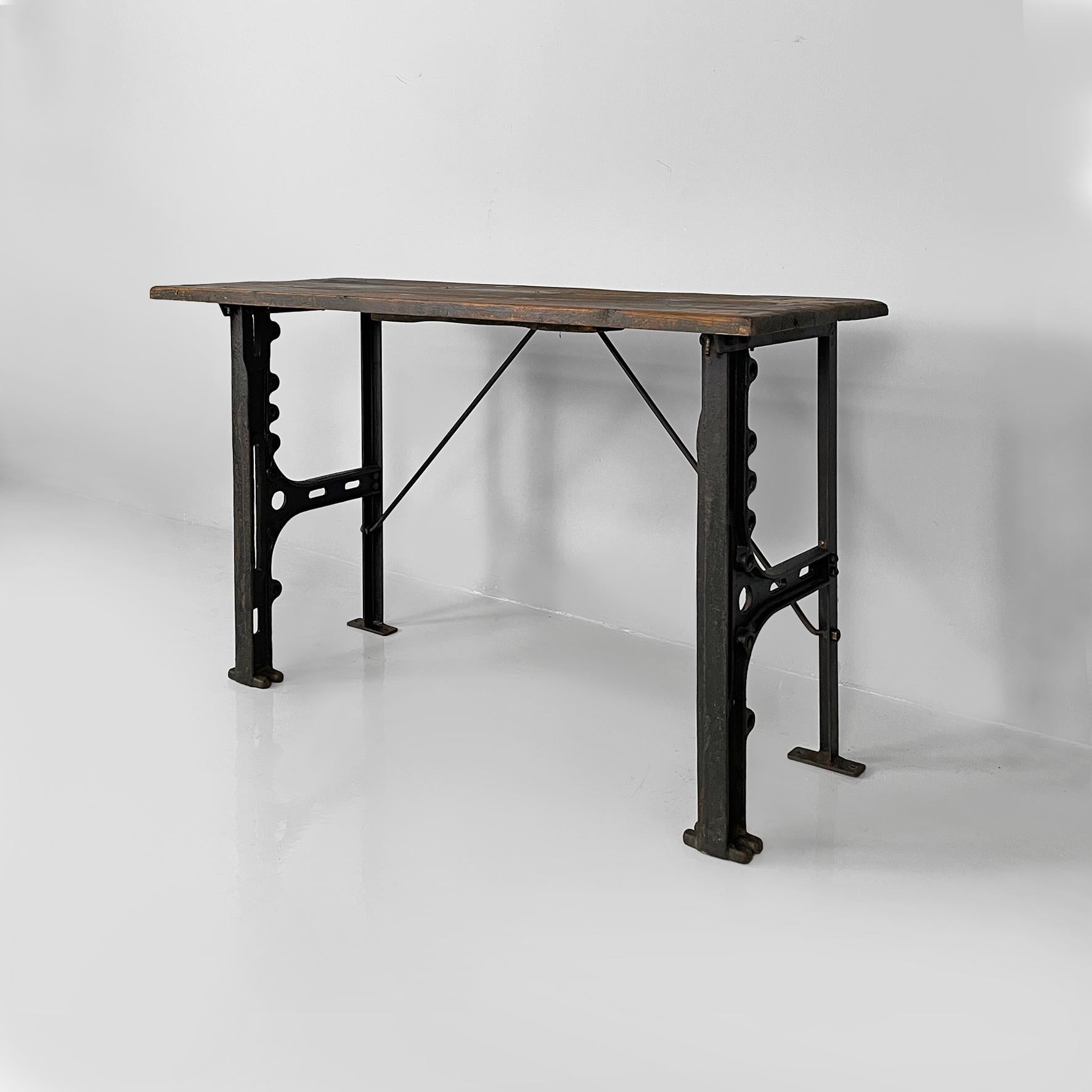 Fin du XIXe siècle Console industrielle italienne en bois et en fonte, années 1800 en vente