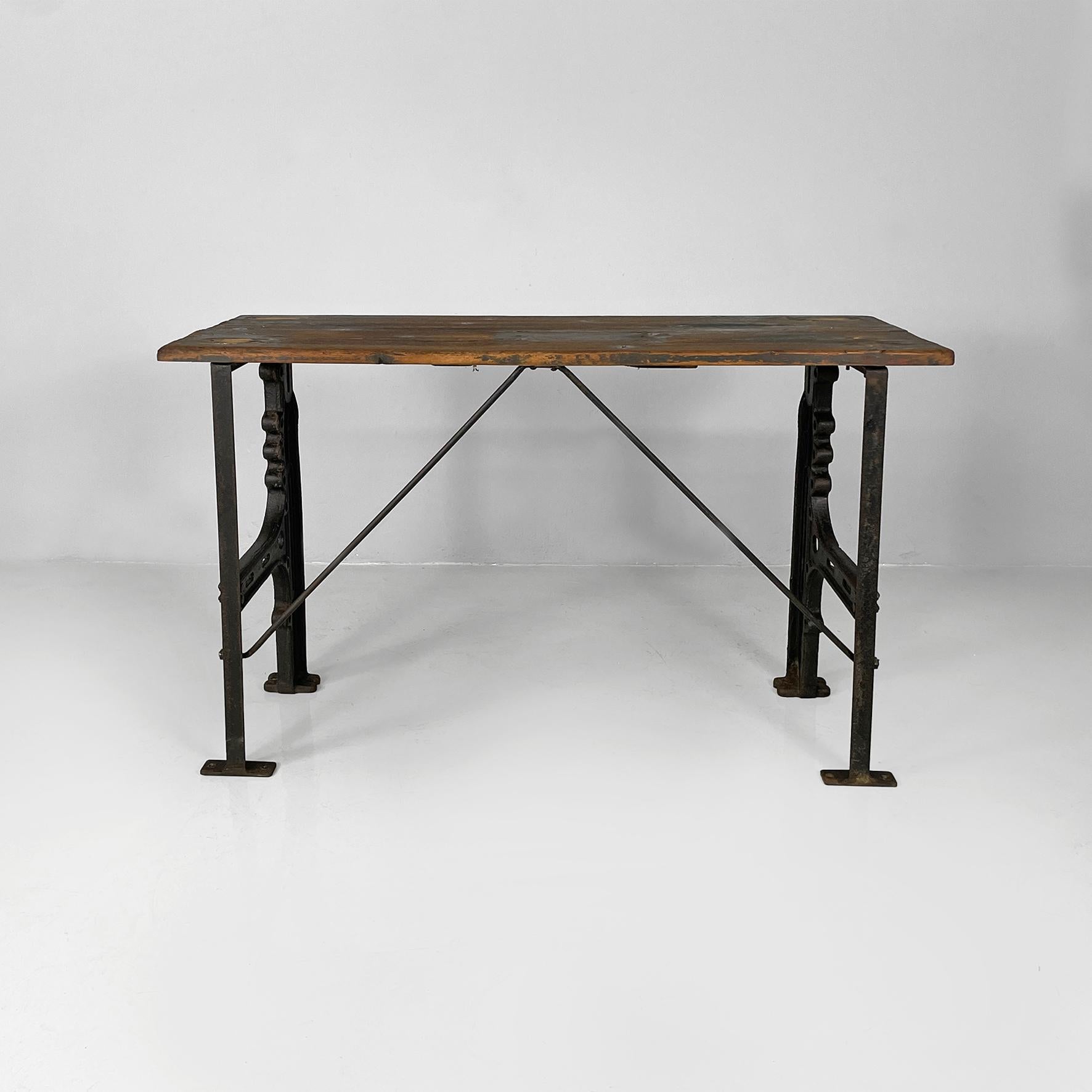 Terre de fer Console industrielle italienne en bois et en fonte, années 1800 en vente