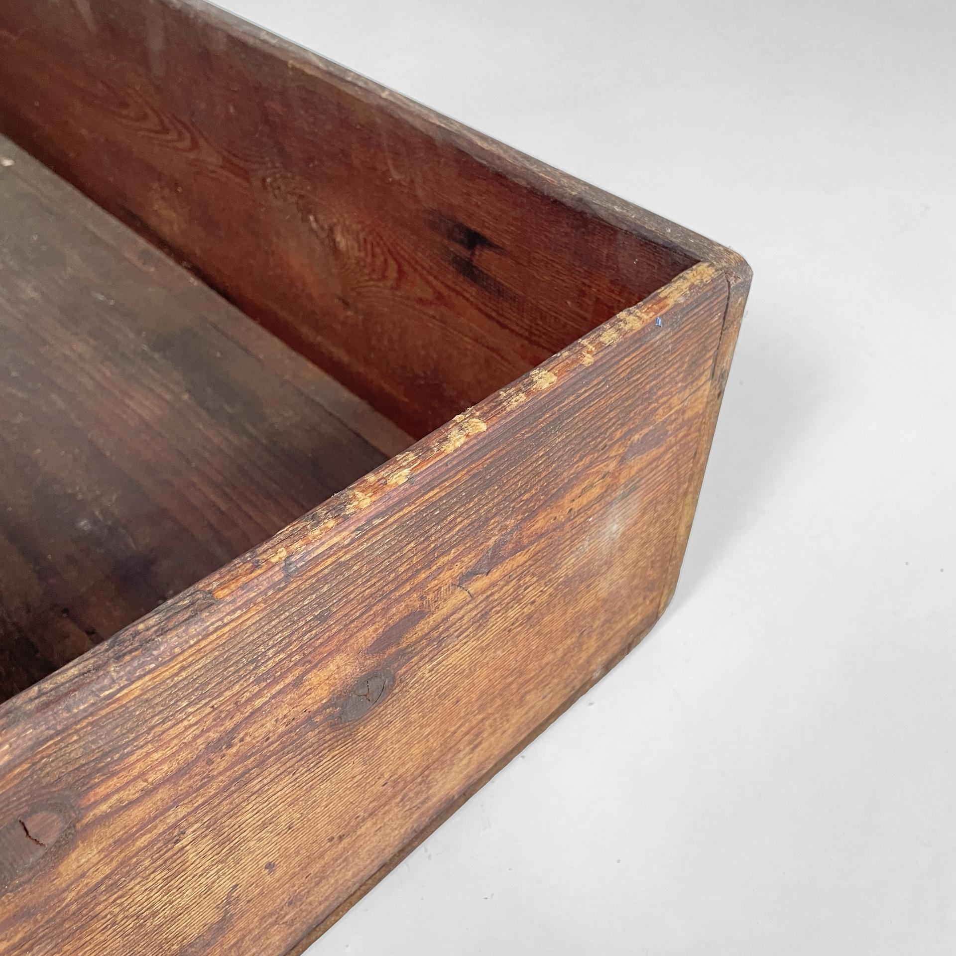 Wood Italian industrial wooden rectangular crates or boxes, 1920s For Sale