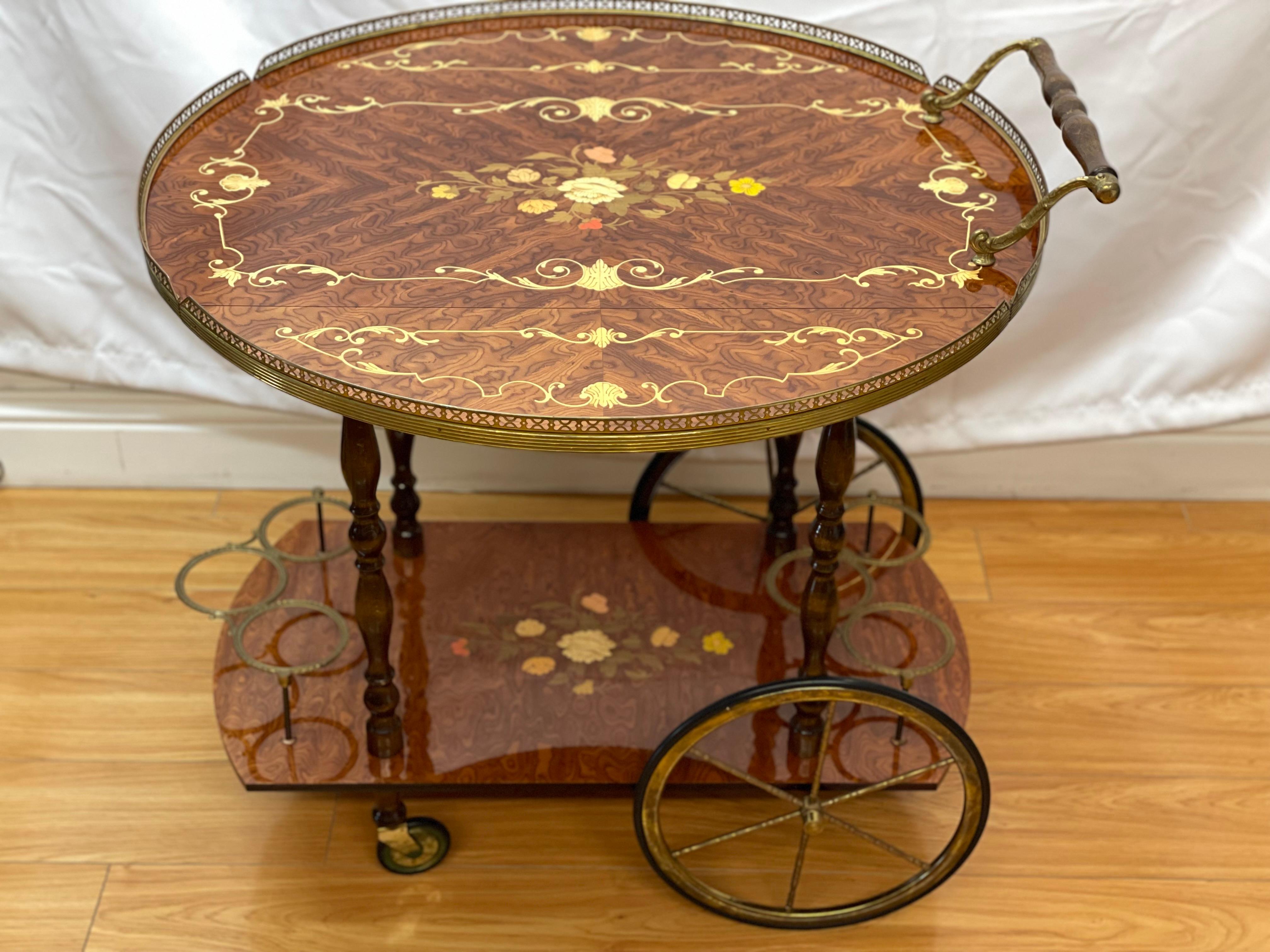 Metal Italian inlaid and lacquered bar cart Circa 1960's For Sale
