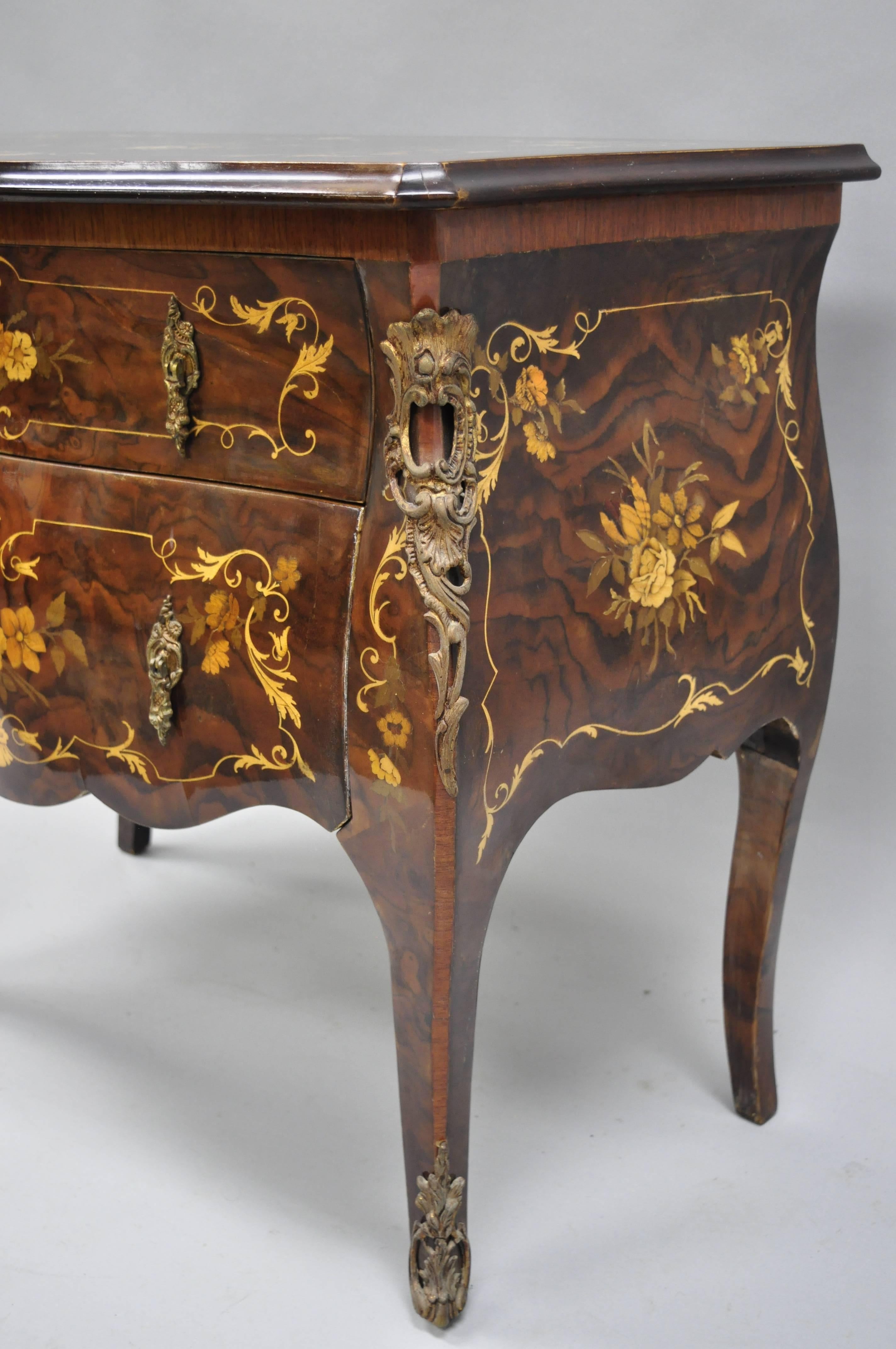 Pair Italian Inlaid French Louis XV Bombe Nightstands Commode by Roma Furniture 2