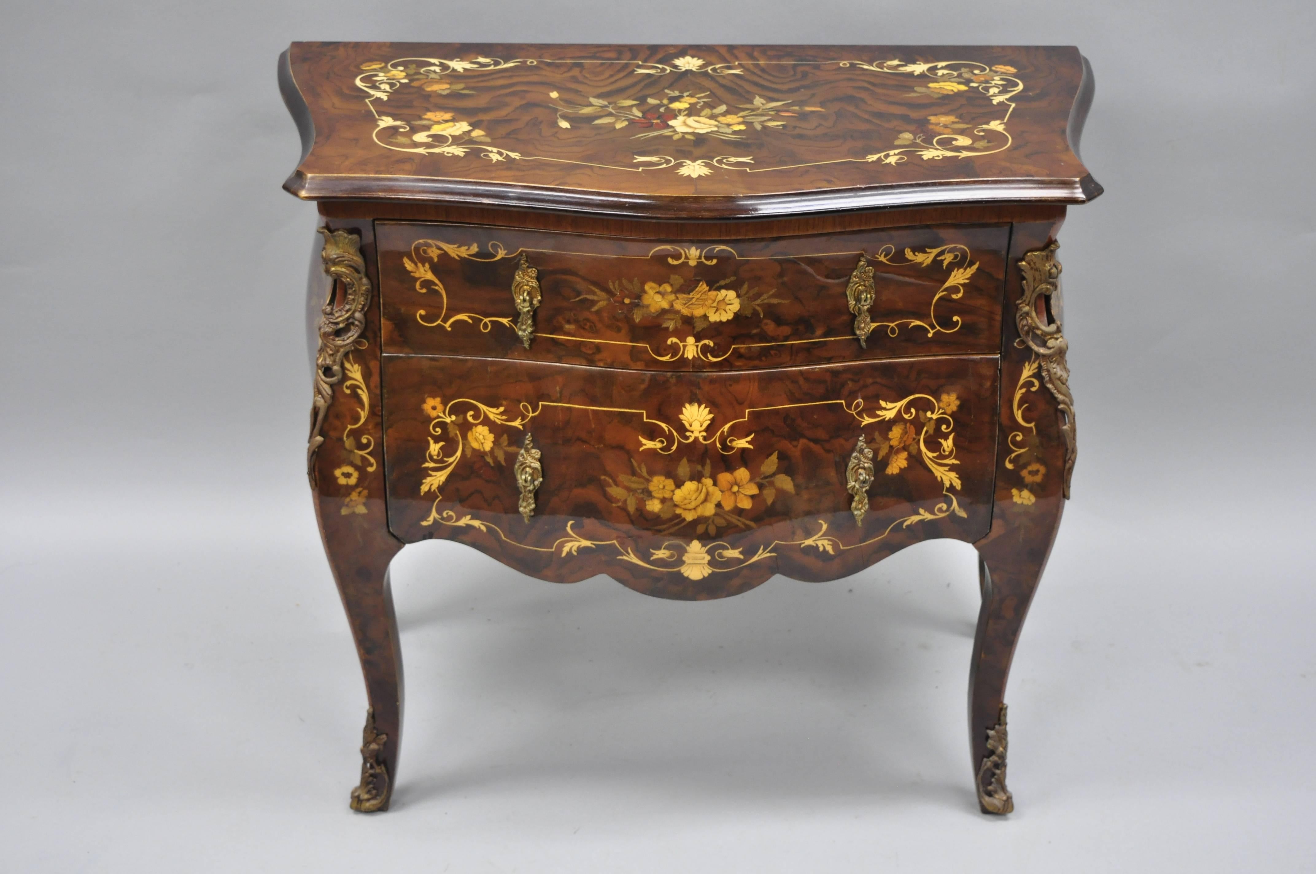 Pair Italian Inlaid French Louis XV Bombe Nightstands Commode by Roma Furniture 9