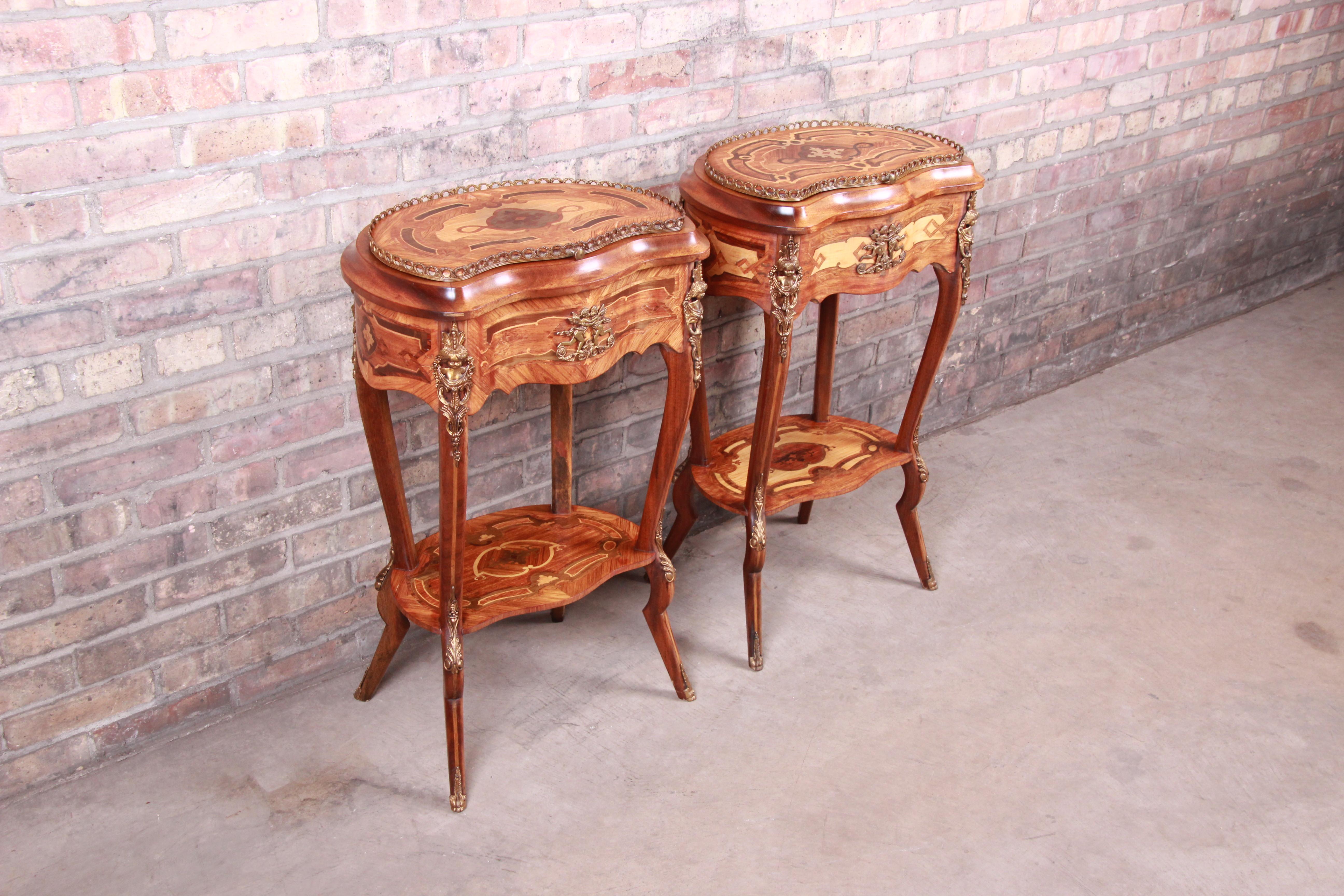 French Provincial Italian Inlaid Mahogany and Satinwood Kidney Shaped Nightstands, Pair