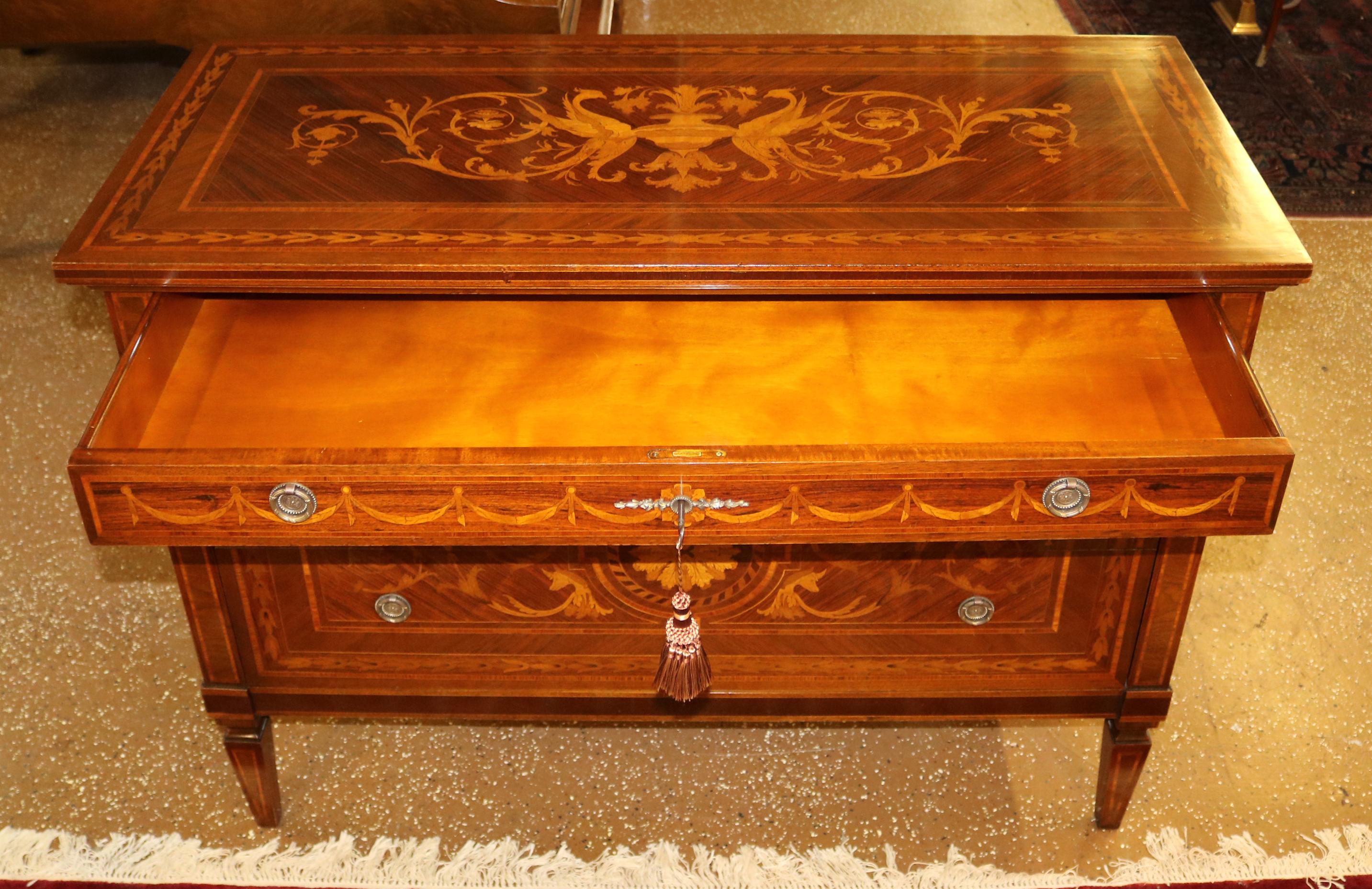 Italian Inlaid Rosewood Commode Dresser Chest of Drawers For Sale 1