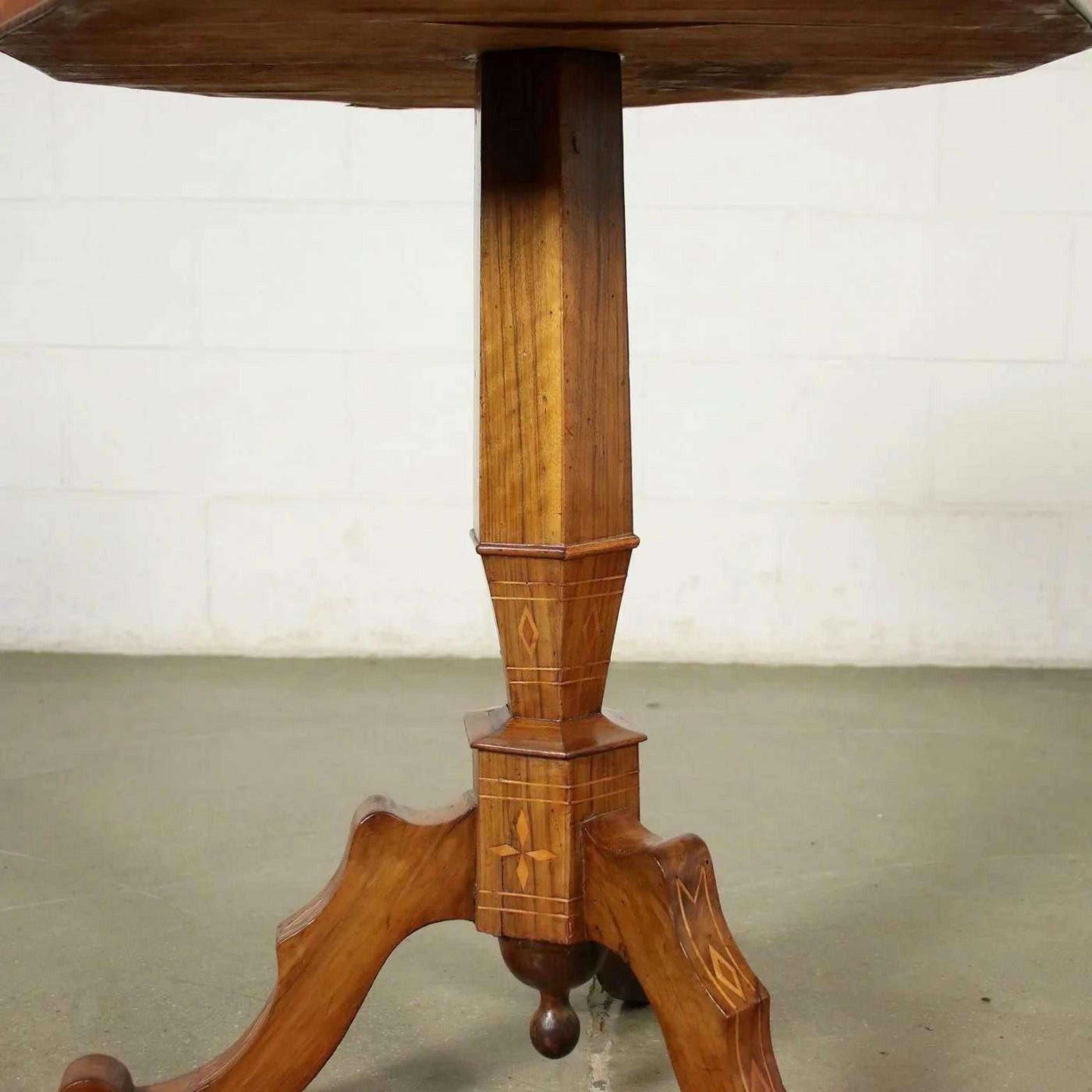 Intarsio Tavolo intarsiato italiano - CIRCA 1800 in vendita