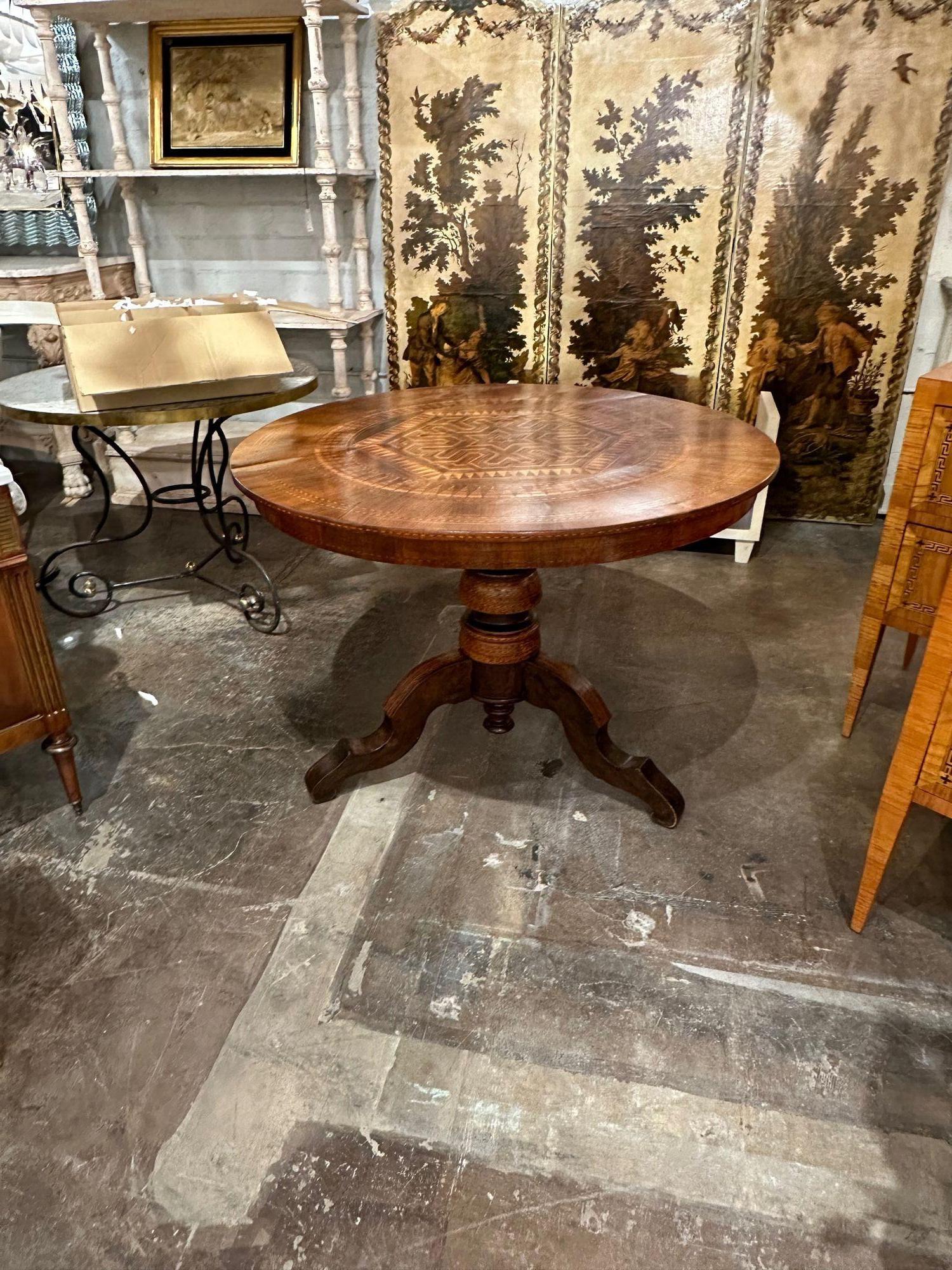 Late 19th Century Italian Inlaid Walnut Center Table For Sale