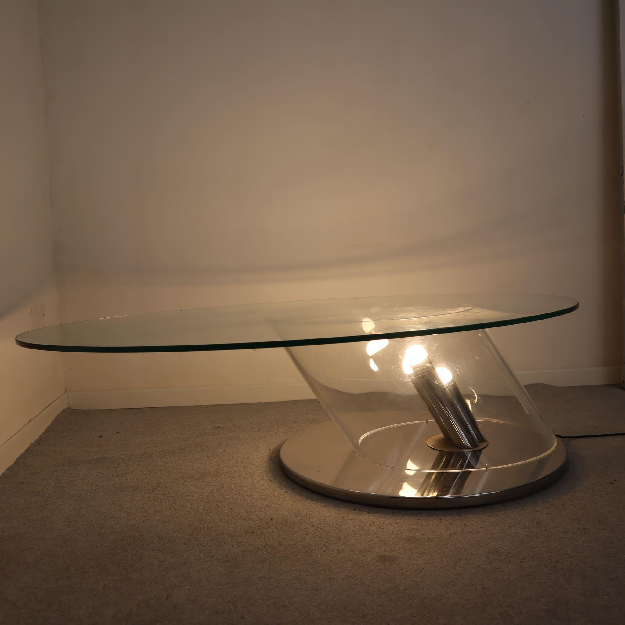Lámparas italianas de mesa de centro de cristal y acero 