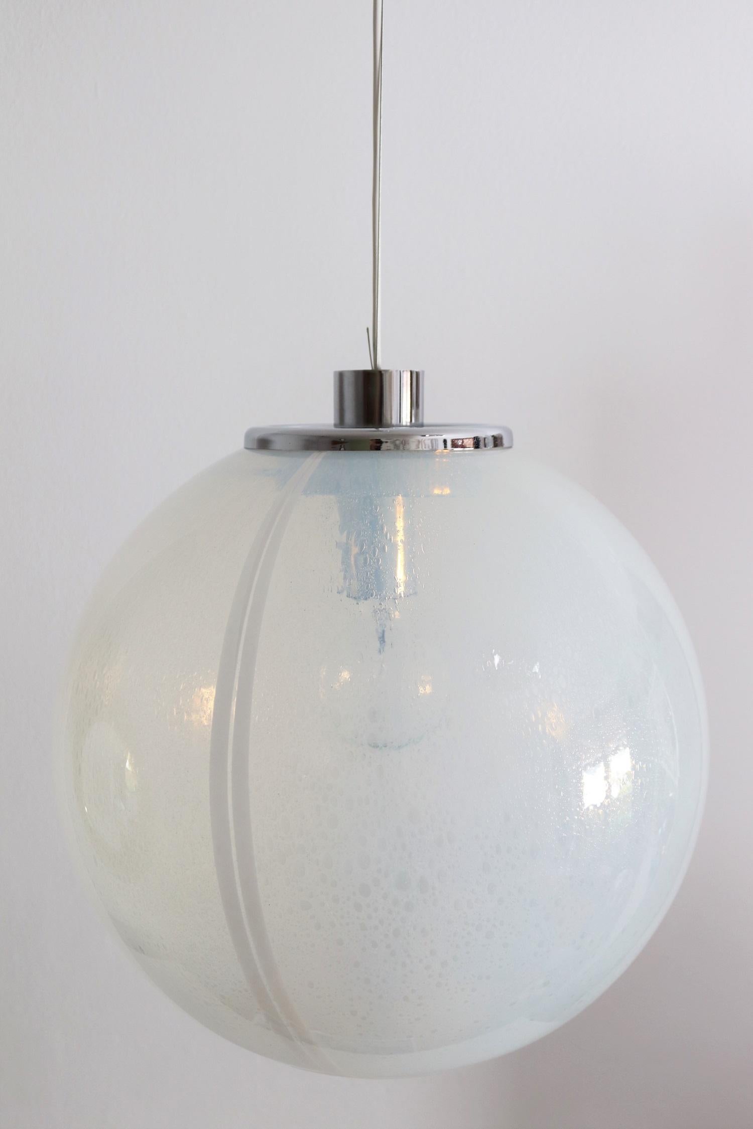 Late 20th Century Italian Iridescent Murano Glass and Chrome Sphere Pendant Chandelier, 1970s