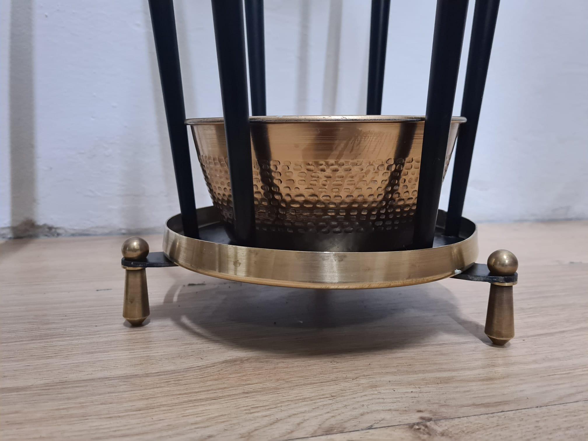 Italian Iron and Brass Umbrella Stand from the 1960s For Sale 4