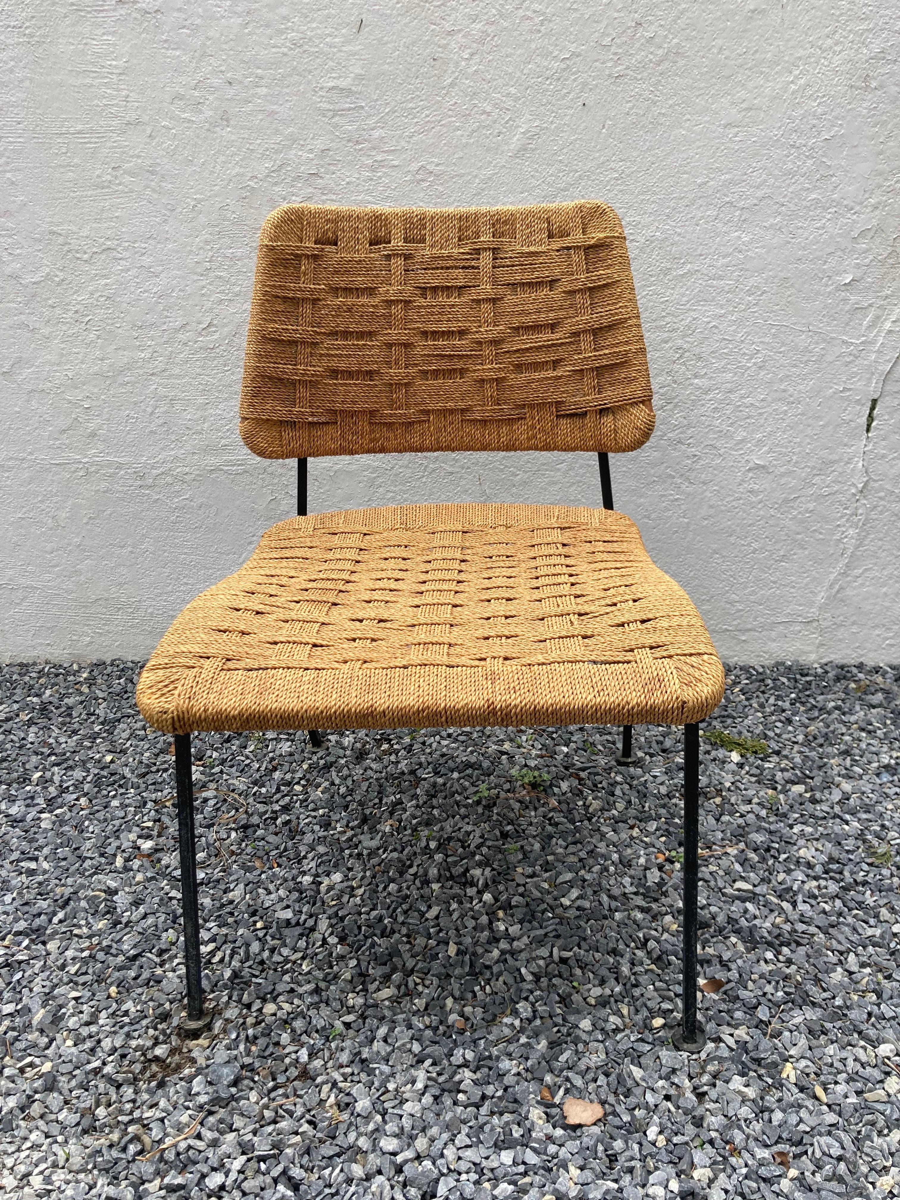 Mid-20th Century Italian Iron and Rope Chair For Sale