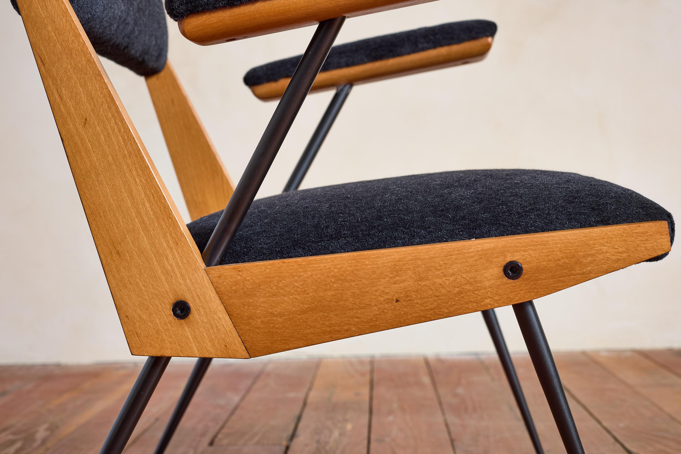 Mid-20th Century Italian Iron Armchairs For Sale