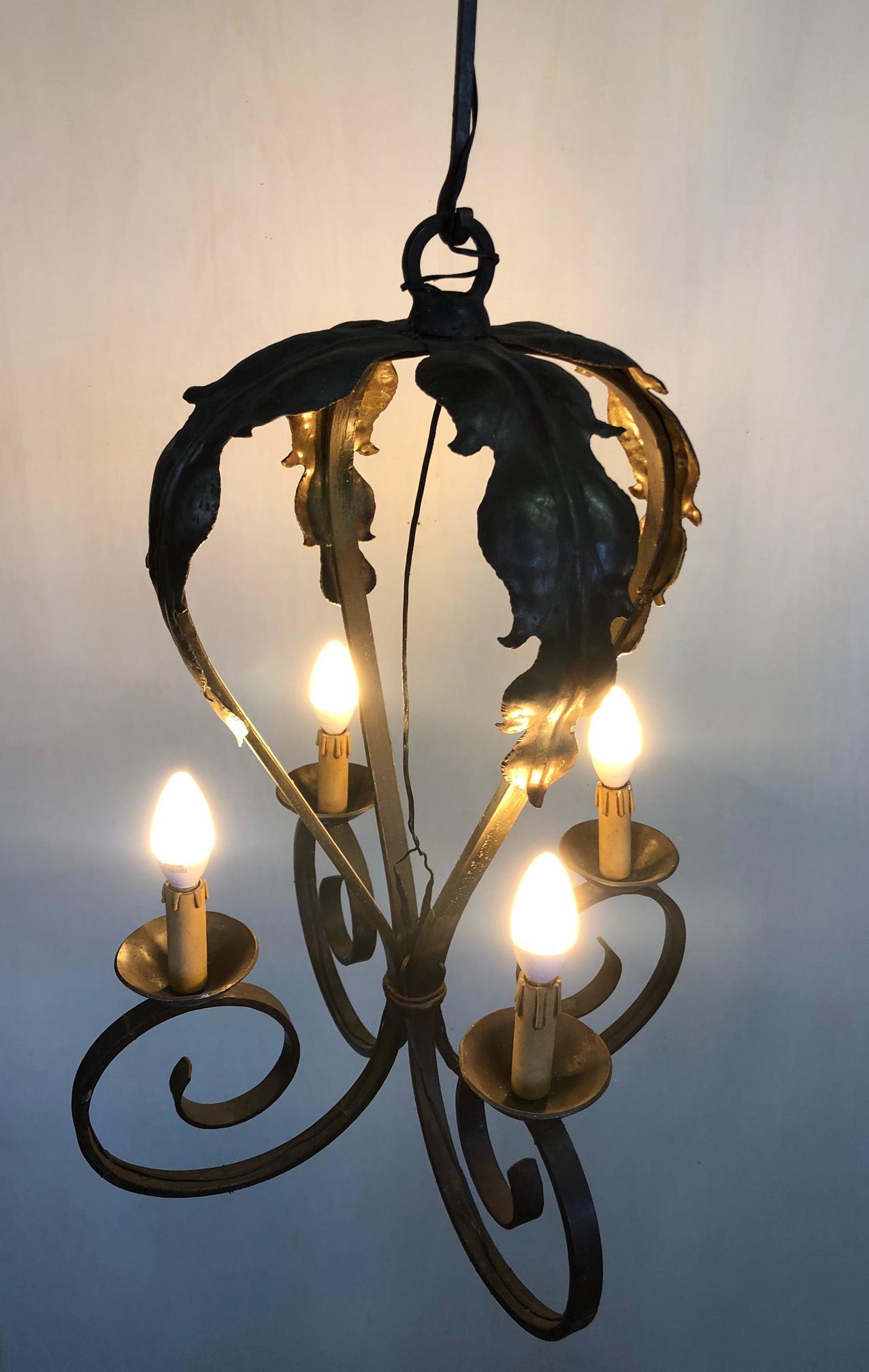 Late 20th Century Italian Iron Chandelier with 4 Lights For Sale