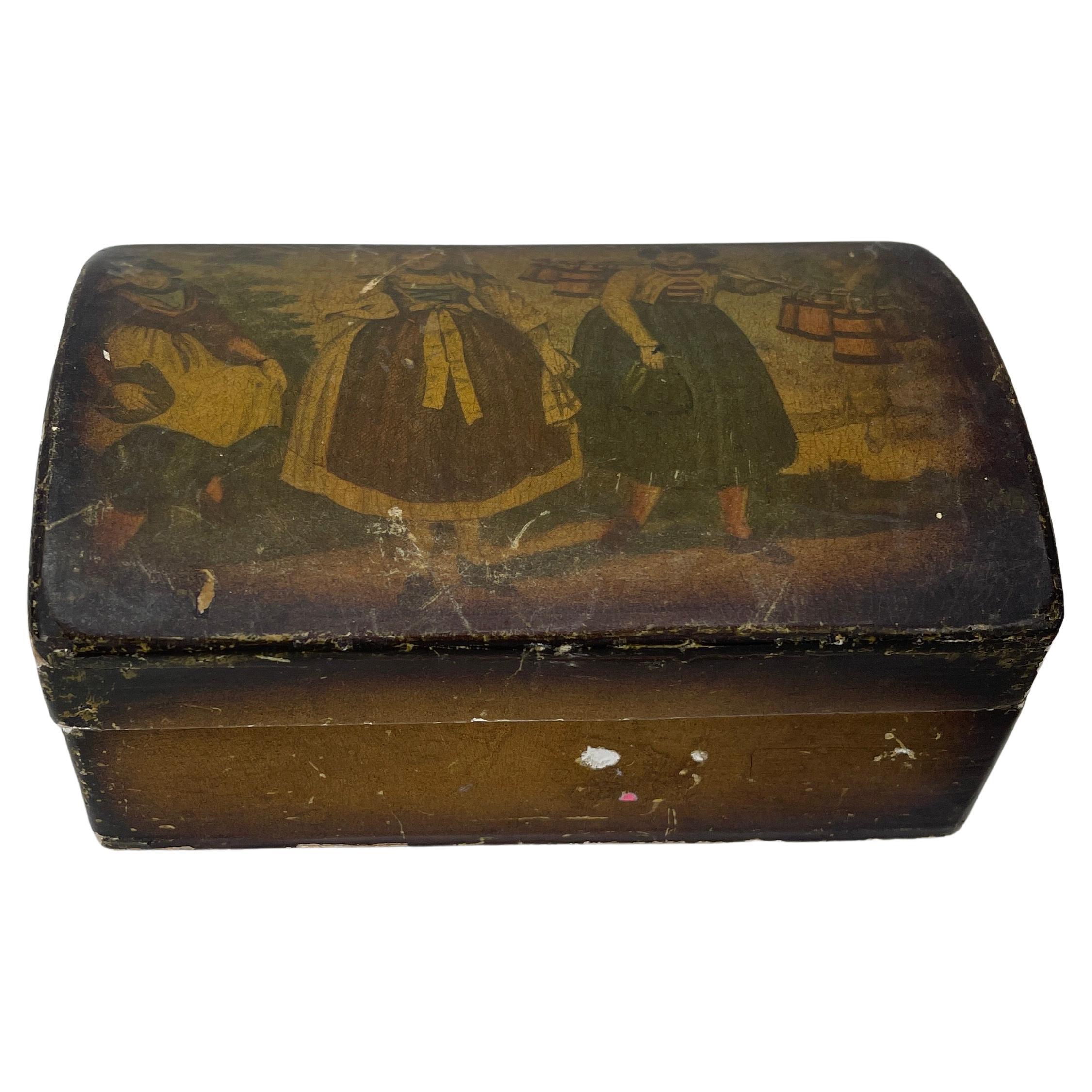 Hand-Painted Italian Jewelry or Decorative Box, Early 20th Century For Sale