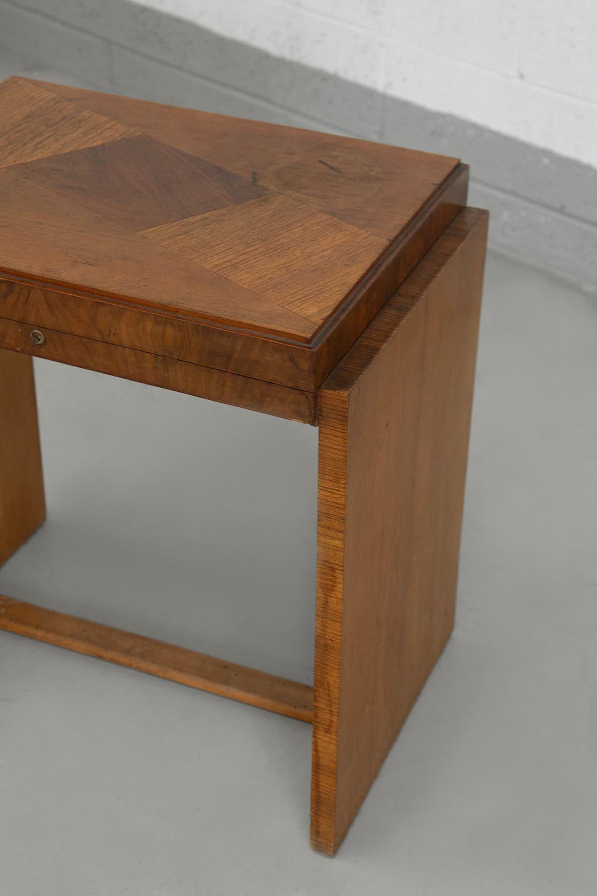 Italian jewelry table branded Fratelli Bortolozzo Padova en vente 5