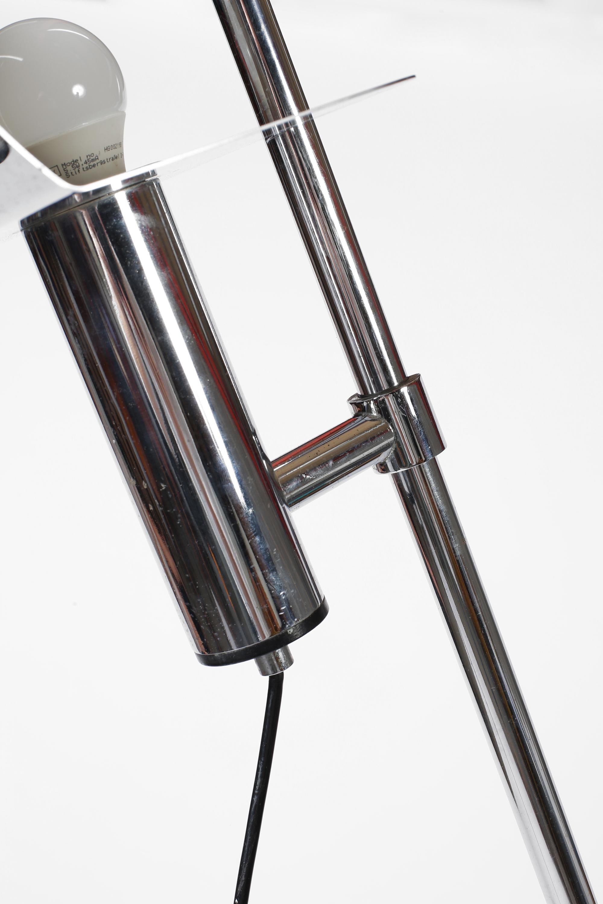Lampada da terra postmoderna in acciaio 