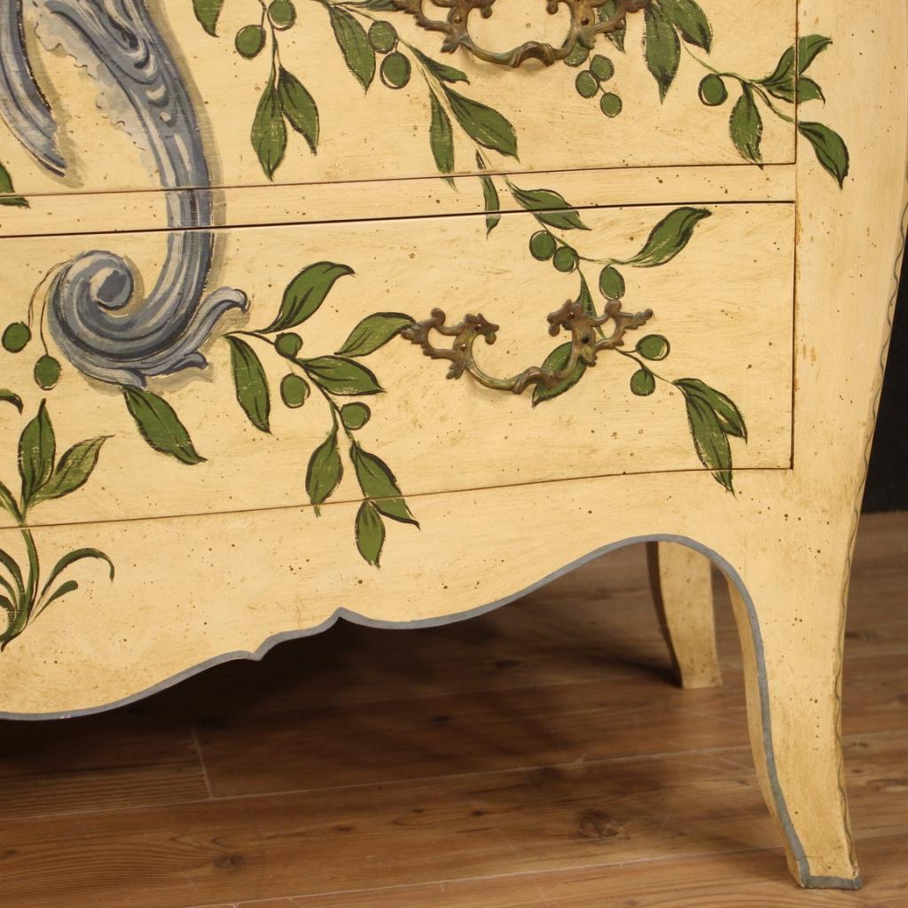 Italian Lacquered and Painted Chest of Drawers, 20th Century For Sale 1