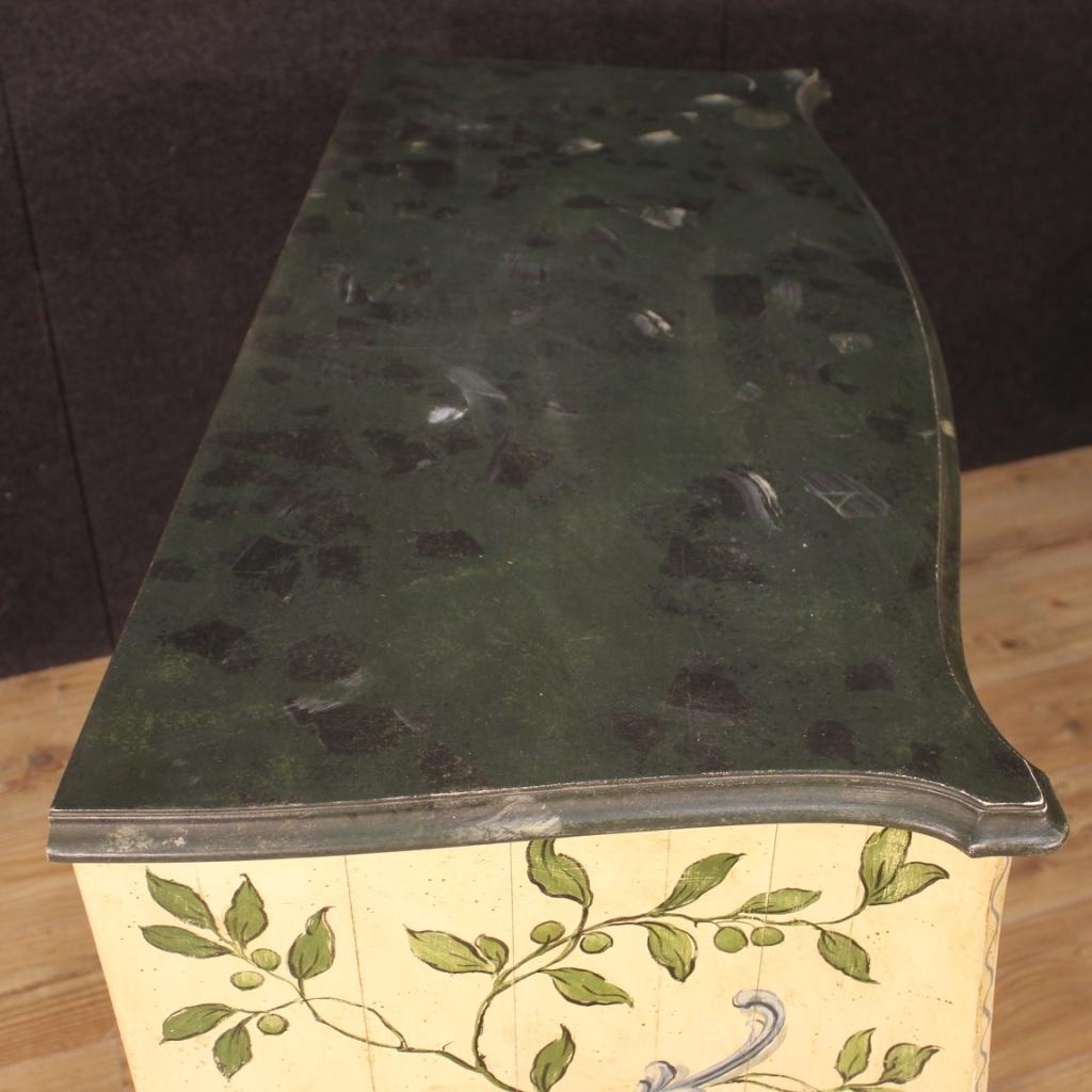 Italian Lacquered and Painted Chest of Drawers, 20th Century For Sale 2