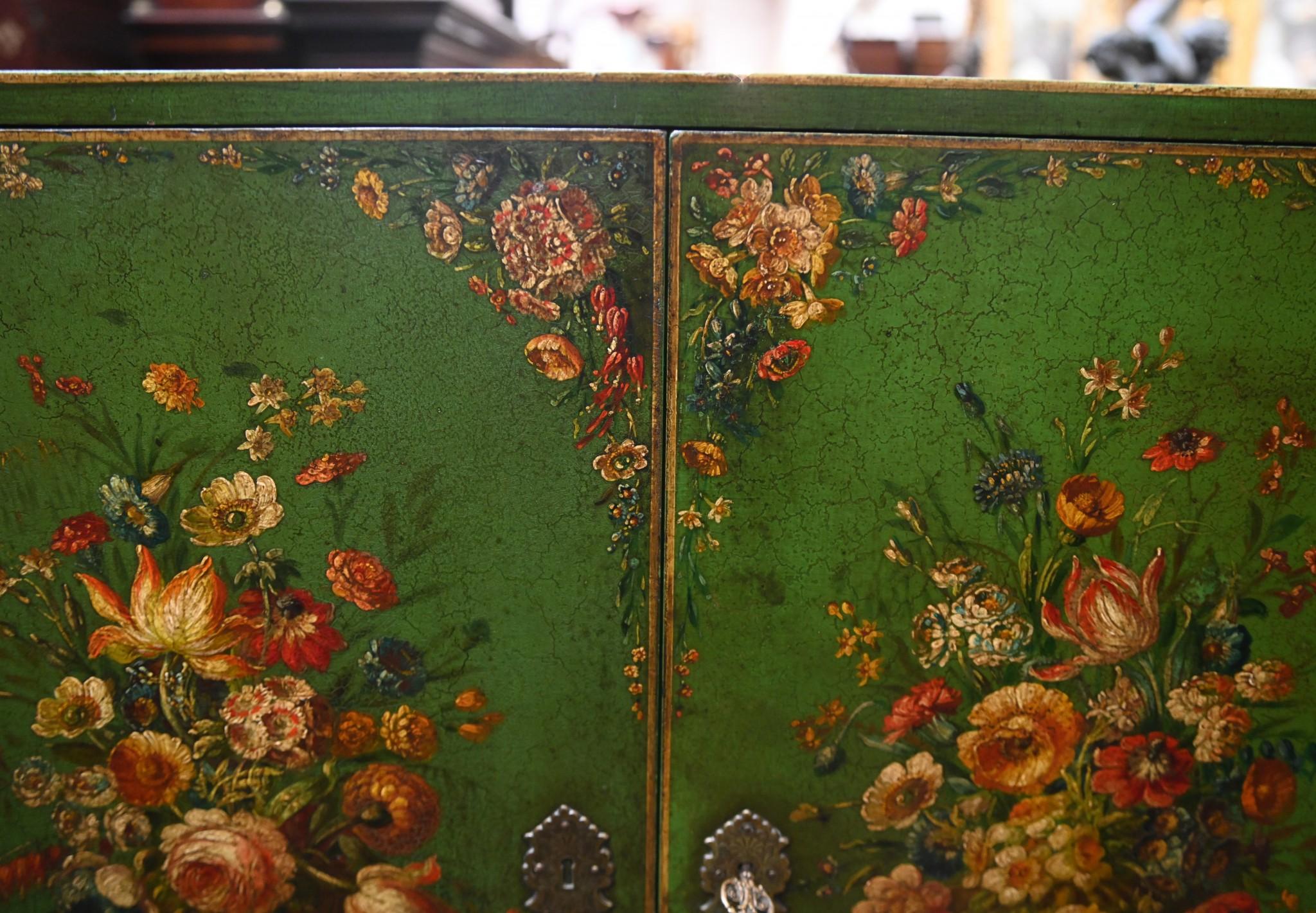 Italian Lacquered Cabinet on Stand Painted Floral Gilt Base For Sale 7