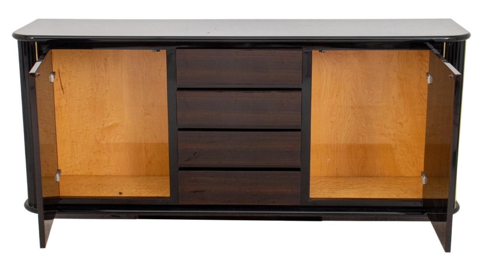 Italian Lacquered Faux Rosewood Credenza, 1980s In Good Condition For Sale In New York, NY