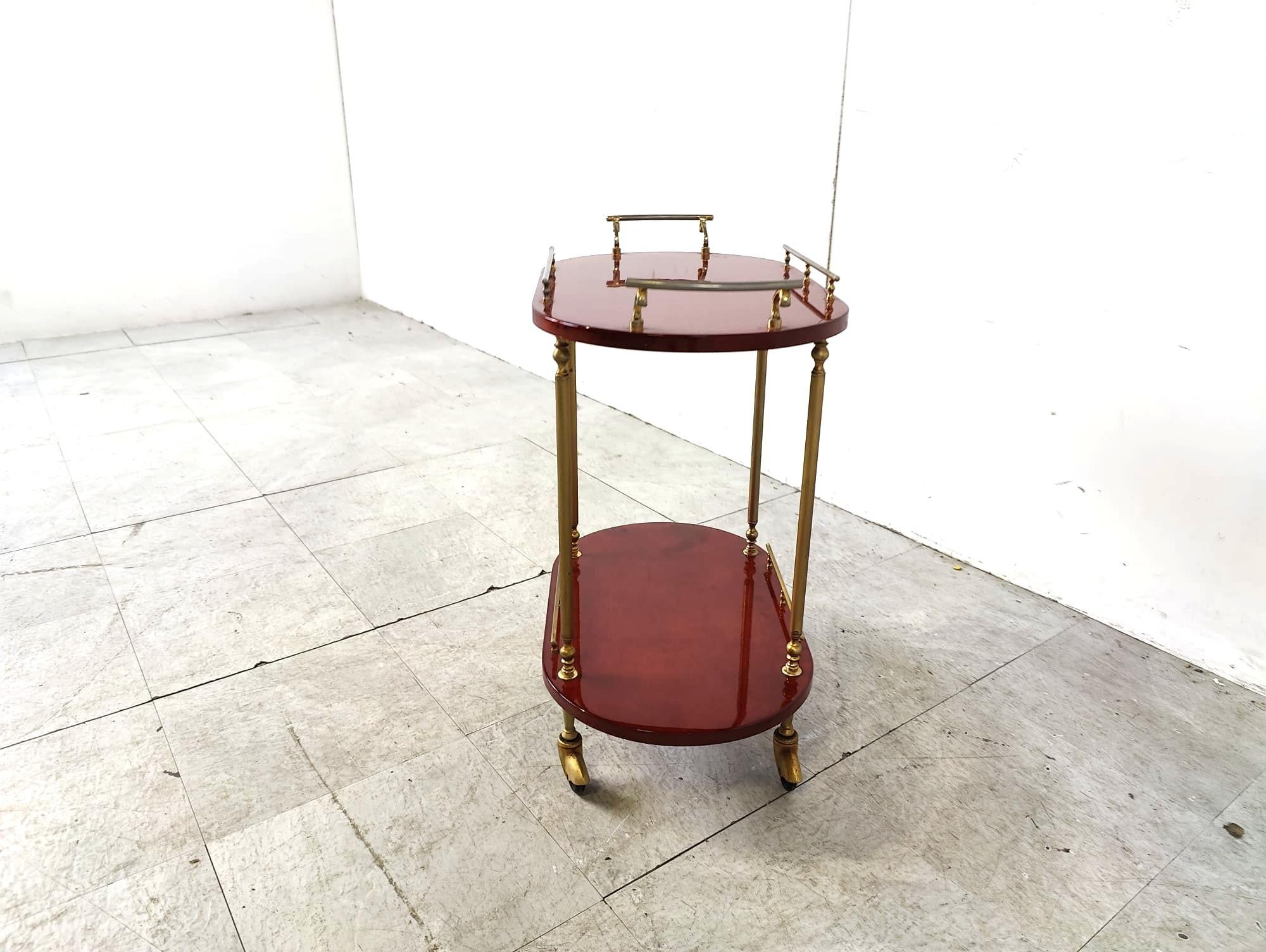 Italian Lacquered Goatskin / Parchment Serving Bar Cart by Aldo Tura, 1960s For Sale 4
