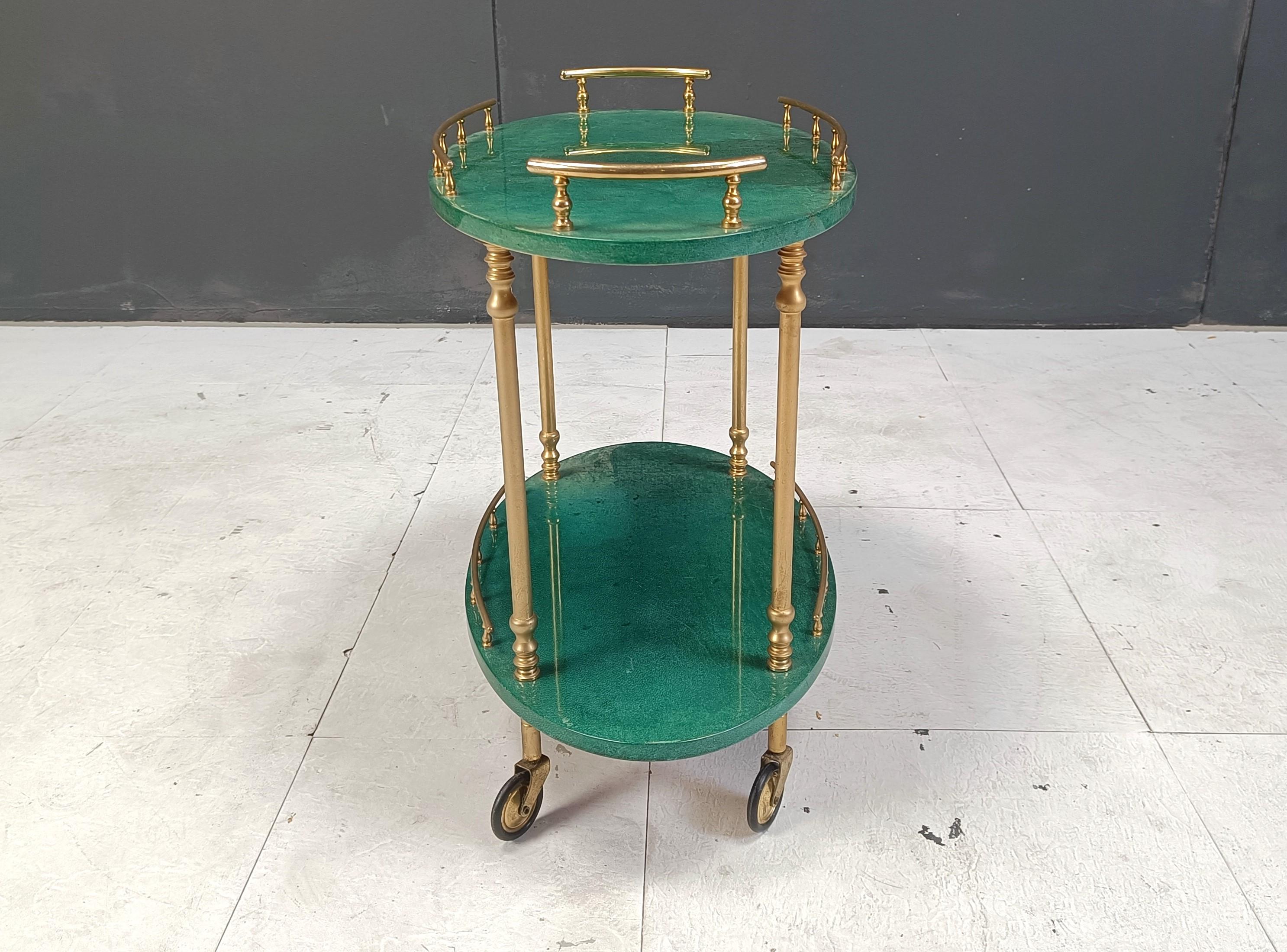 Piel de cabra italiana lacada  Carrito de bar y botellero de vino de Aldo Tura en venta 4