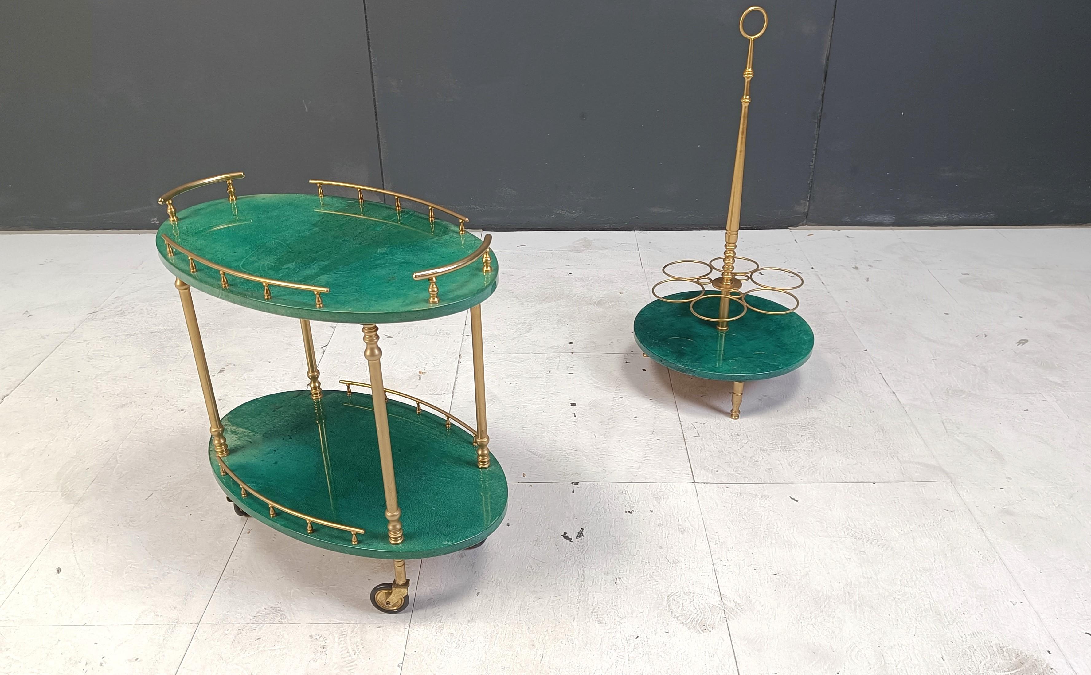 Piel de cabra italiana lacada  Carrito de bar y botellero de vino de Aldo Tura en venta 1