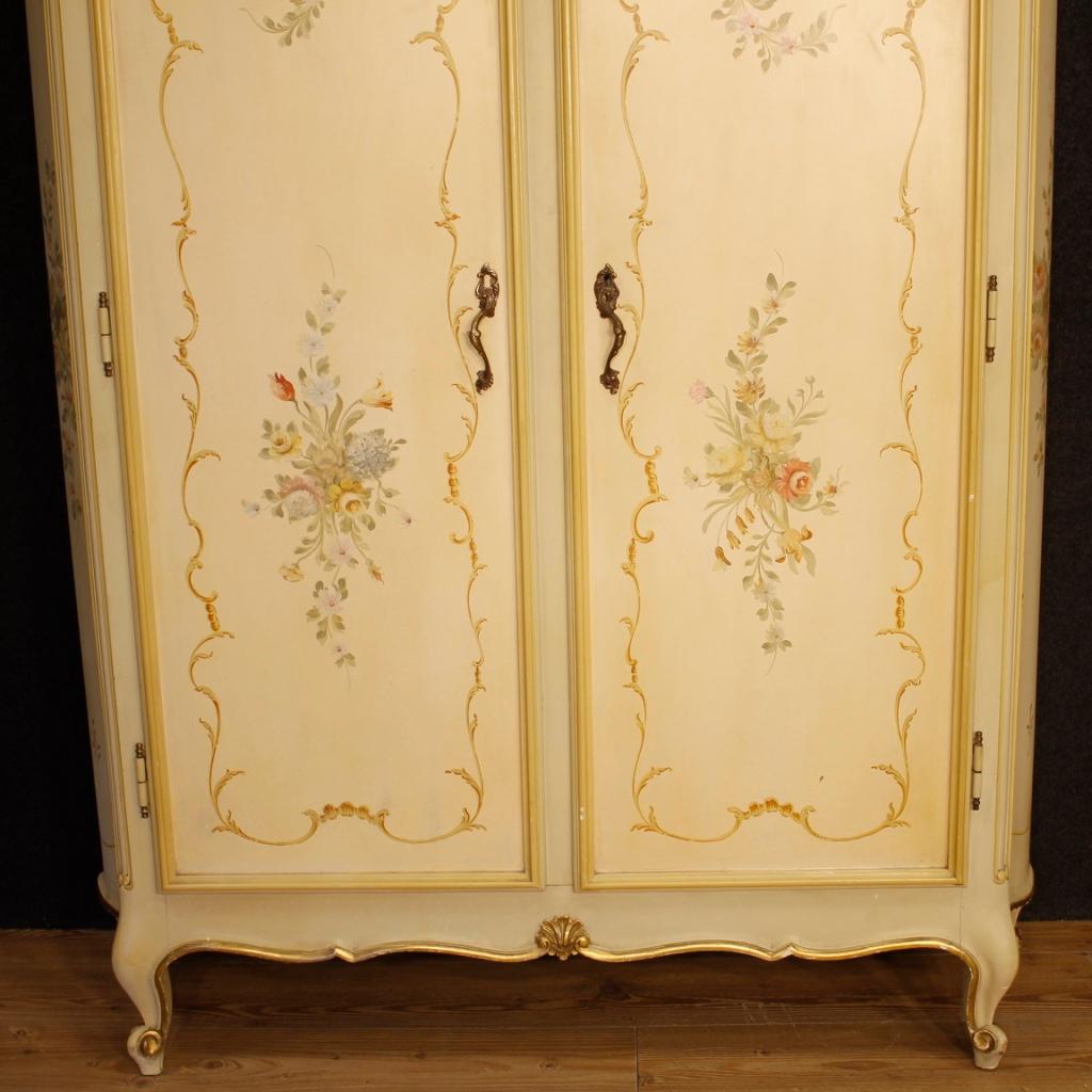 Italian Lacquered, Painted and Gilded Wardrobe, 20th Century For Sale 2