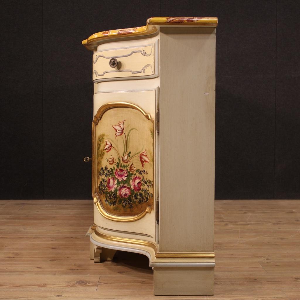 Italian Lacquered, Painted and Gilded Sideboard, 20th Century For Sale 7