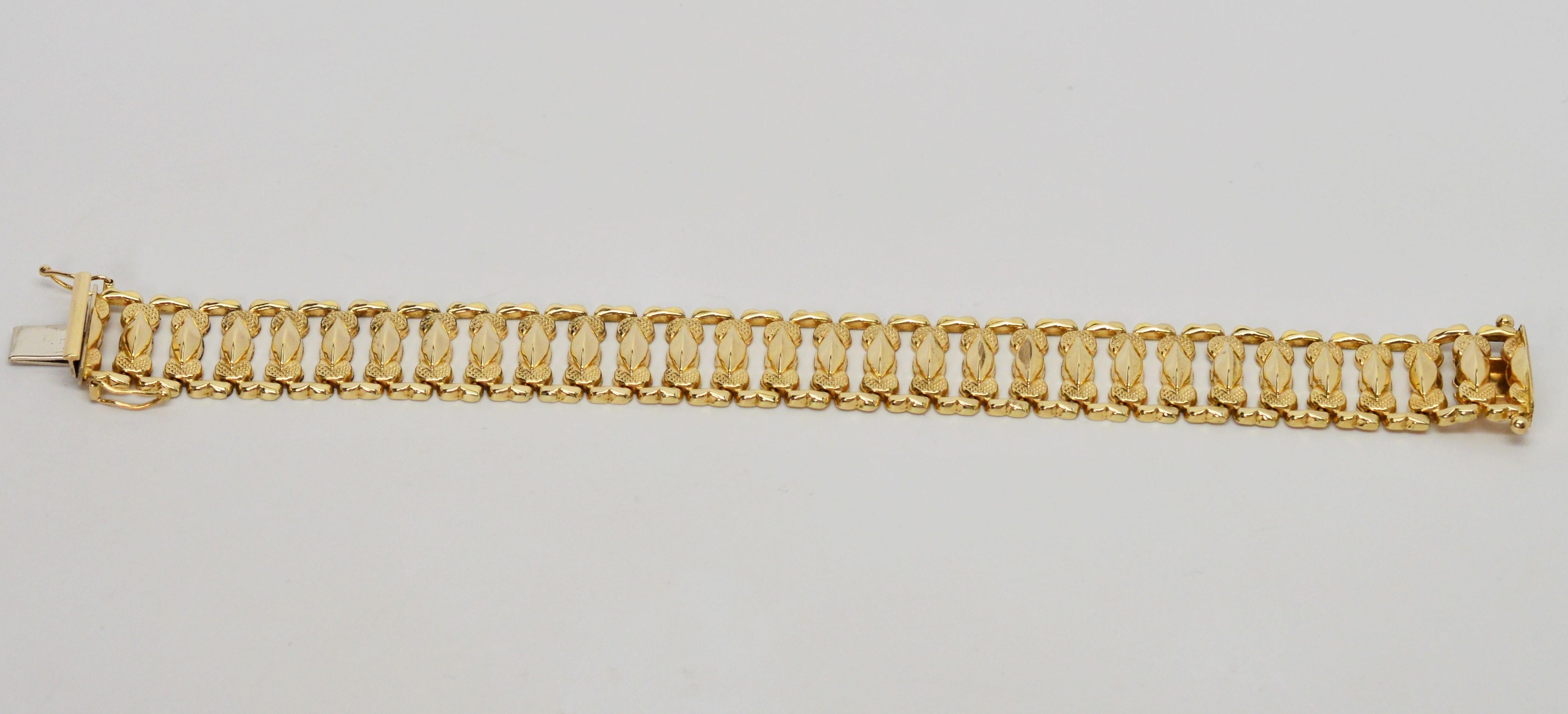 Italian Ladder Chain 14 Karat Yellow Gold Bracelet In Excellent Condition In Mount Kisco, NY