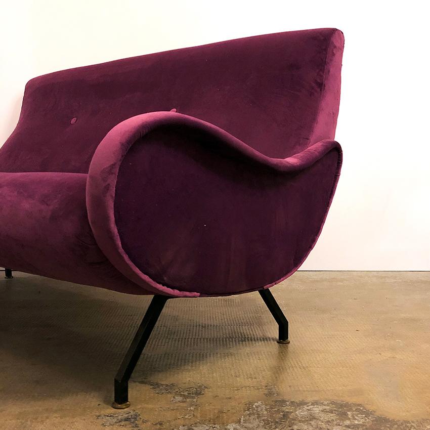 Mid-20th Century Italian Lady Style Aubergine Purple Velvet Sofa, 1950s