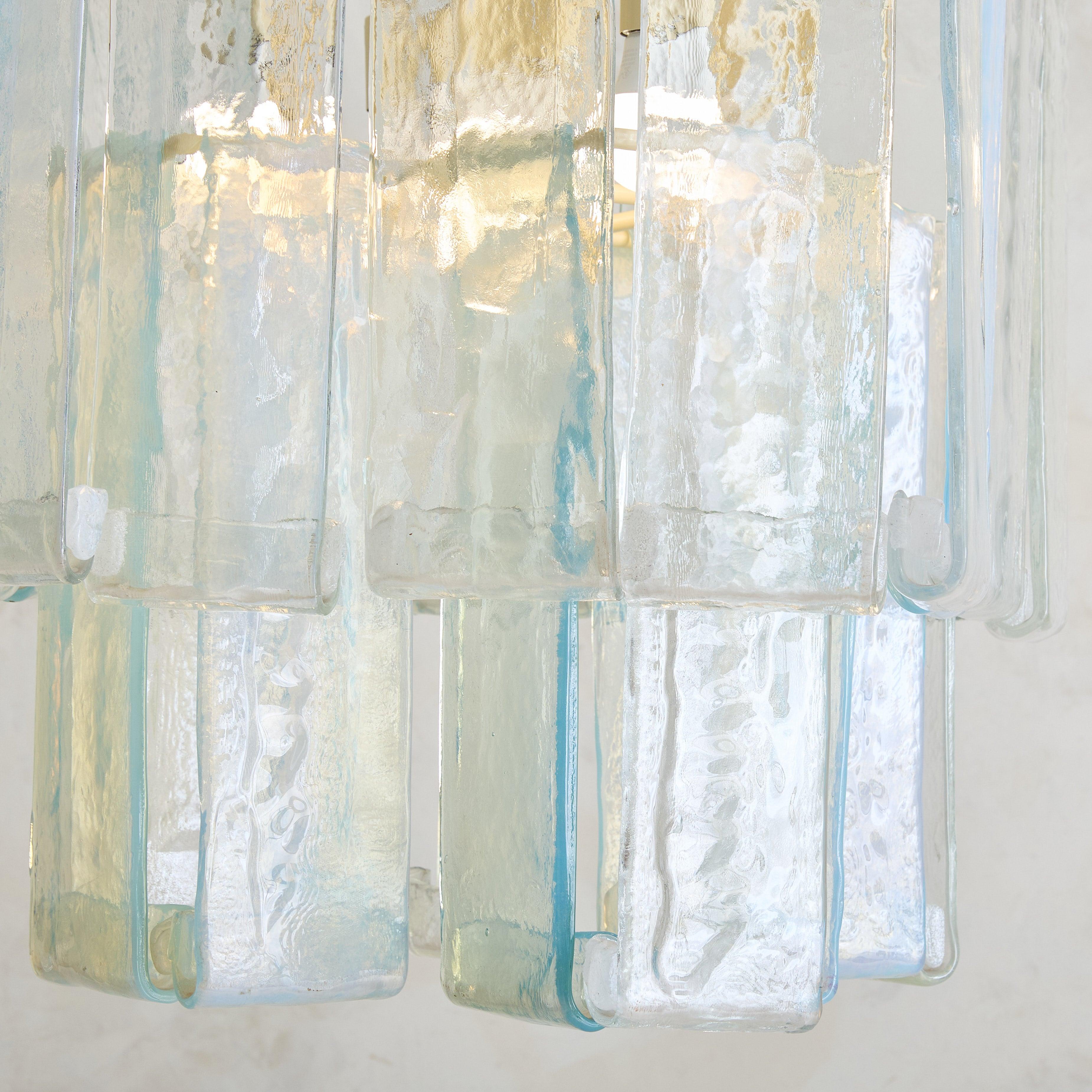 Italian 'Laguna' Murano Glass Chandelier by Renato Toso for Fratelli Toso, 1960s In Excellent Condition In Chicago, IL