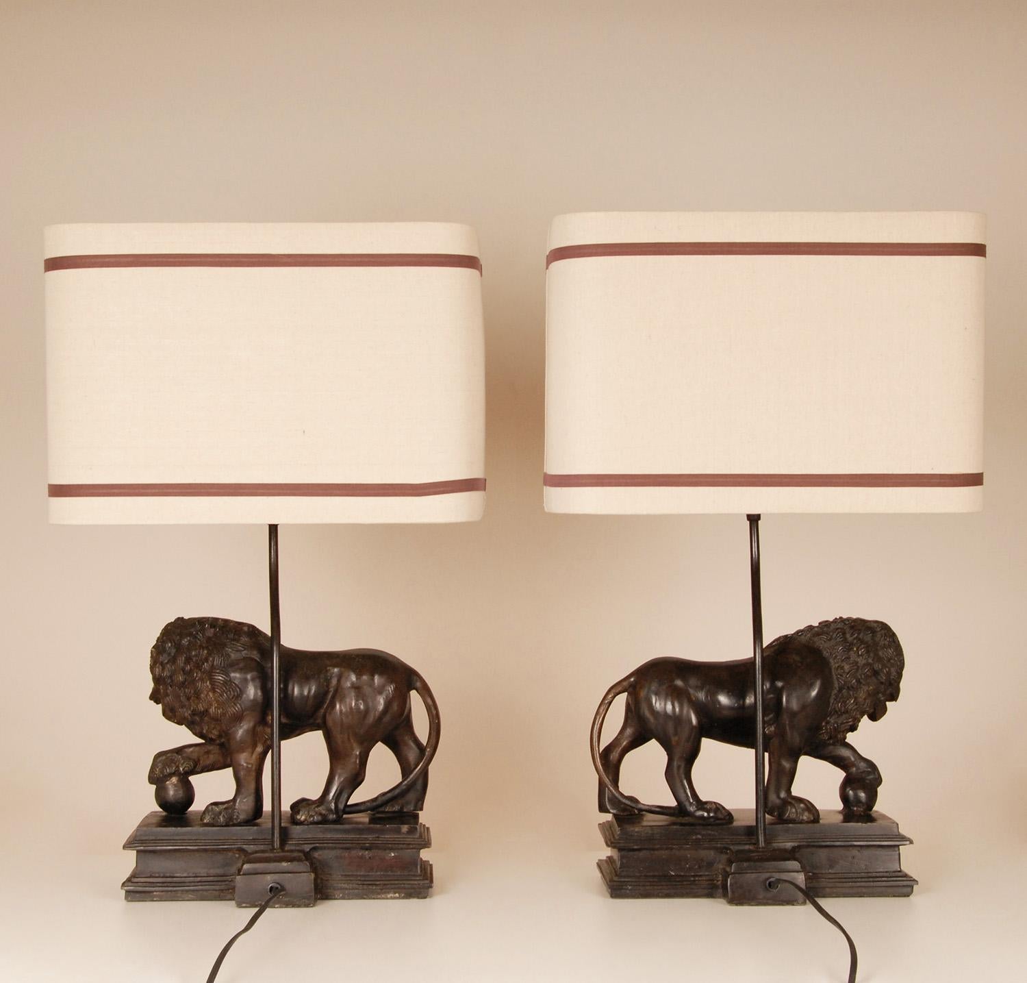 Metal Italian Lamps Patinated Bronze Medici Lion Animal Figures Table Lamps a pair  For Sale