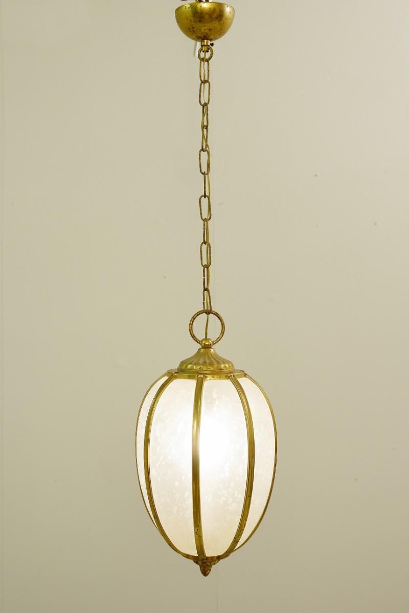 Italian lantern suspension.