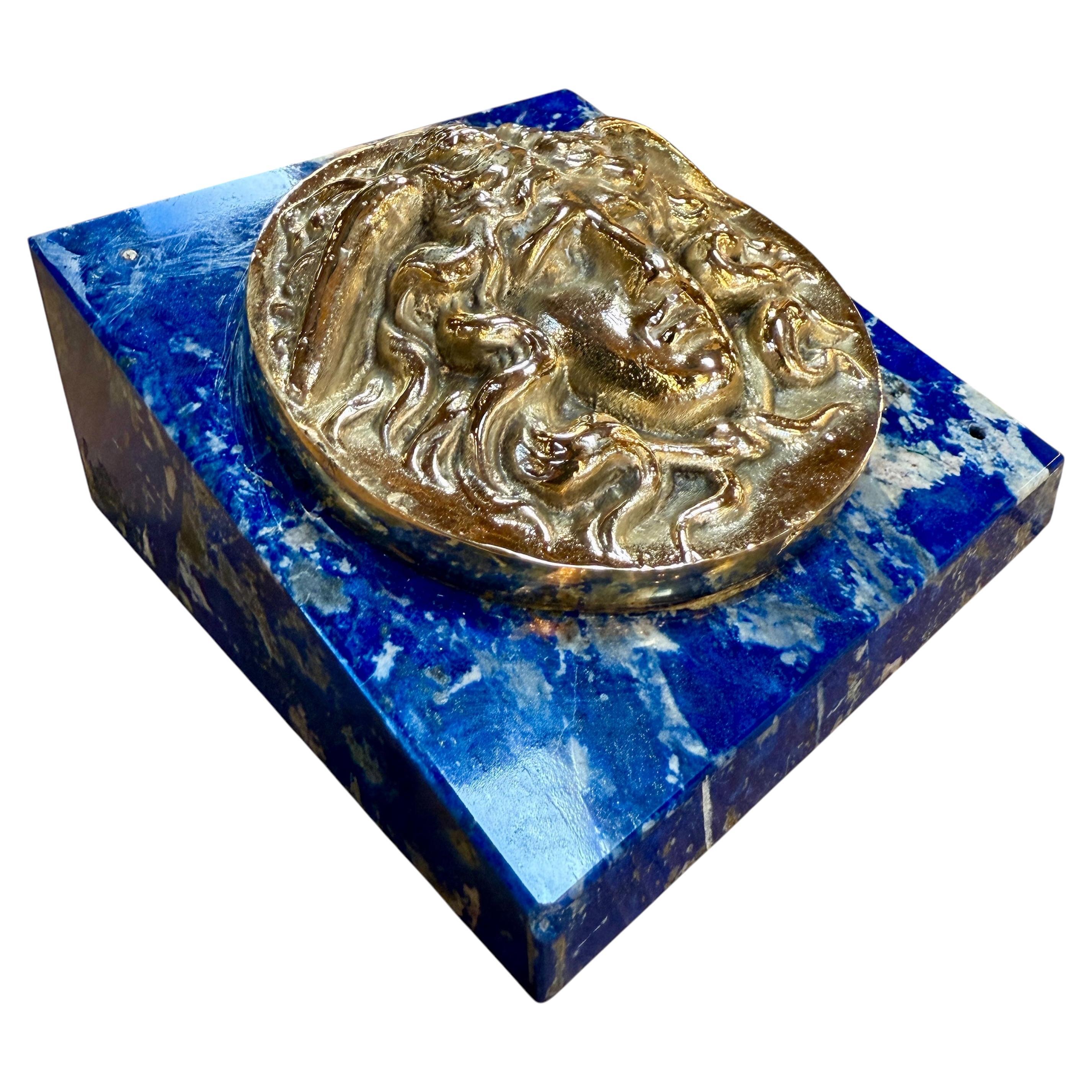 Targa Medusa in lapislazzuli e bronzo dorato, Gioielleria Tarascio, Roma in vendita