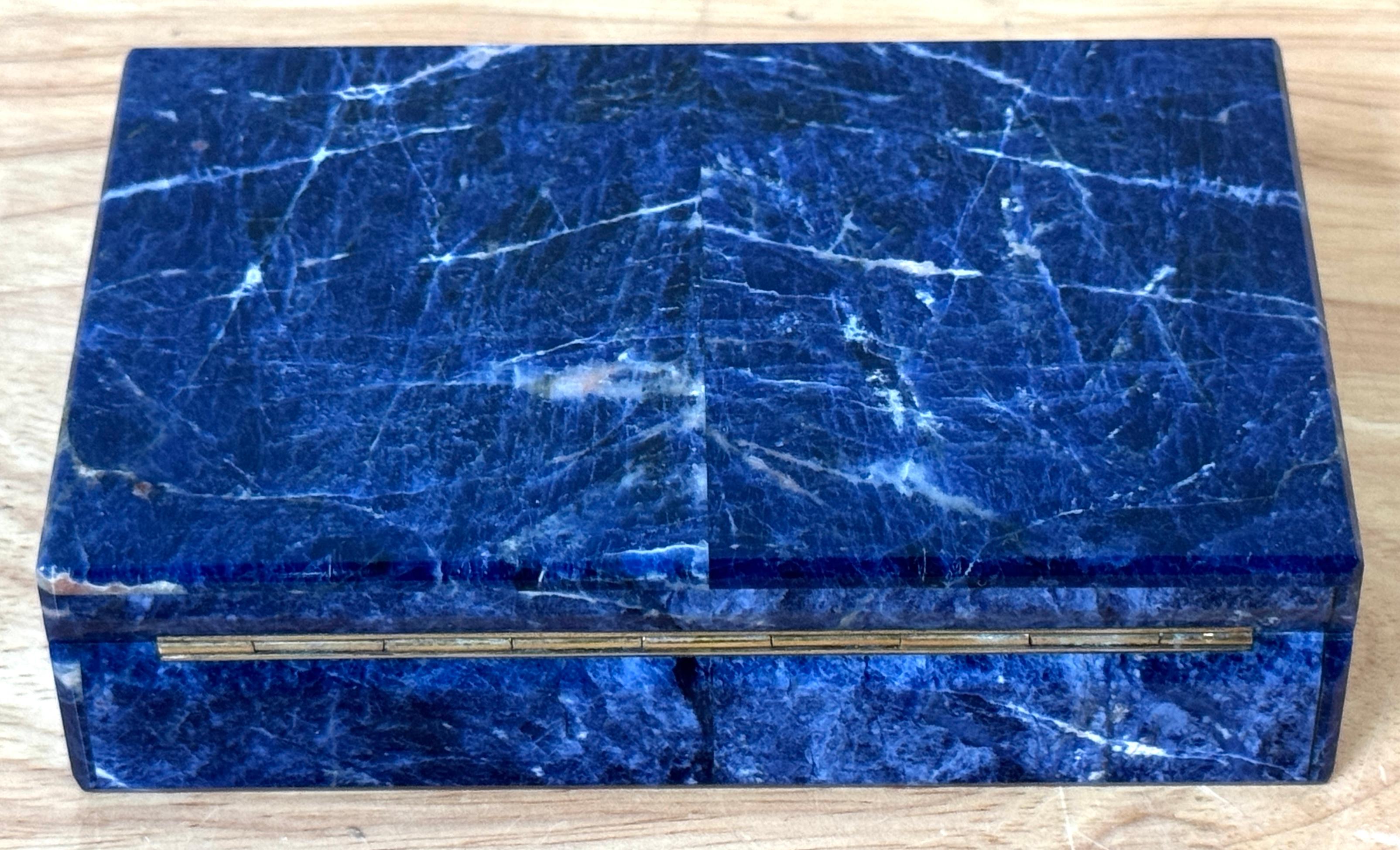 Boîte de table italienne en lapis-lazuli, cristal de roche et agate mousse, charnière en vermeil, années 1970 en vente 1
