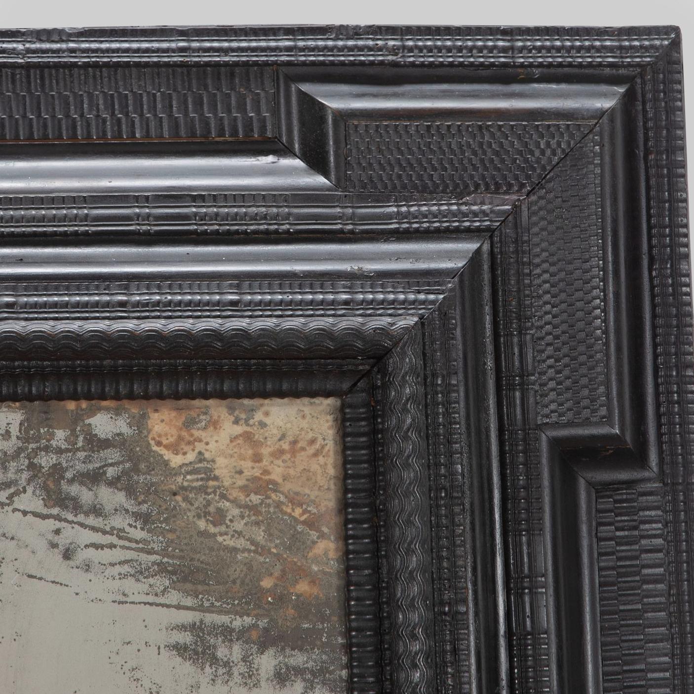 Italian Large 17th Century Ebonised Ripple Mirror In Good Condition In London, GB