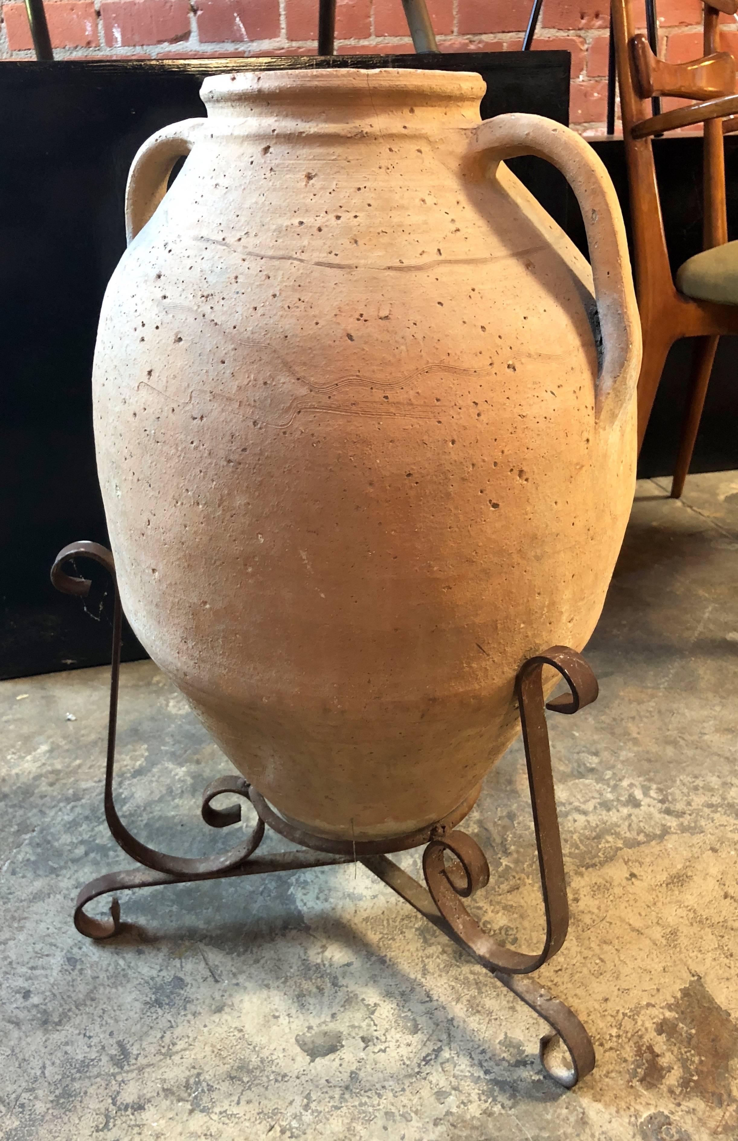 Country Italian Large 18th Century Terracotta Jar