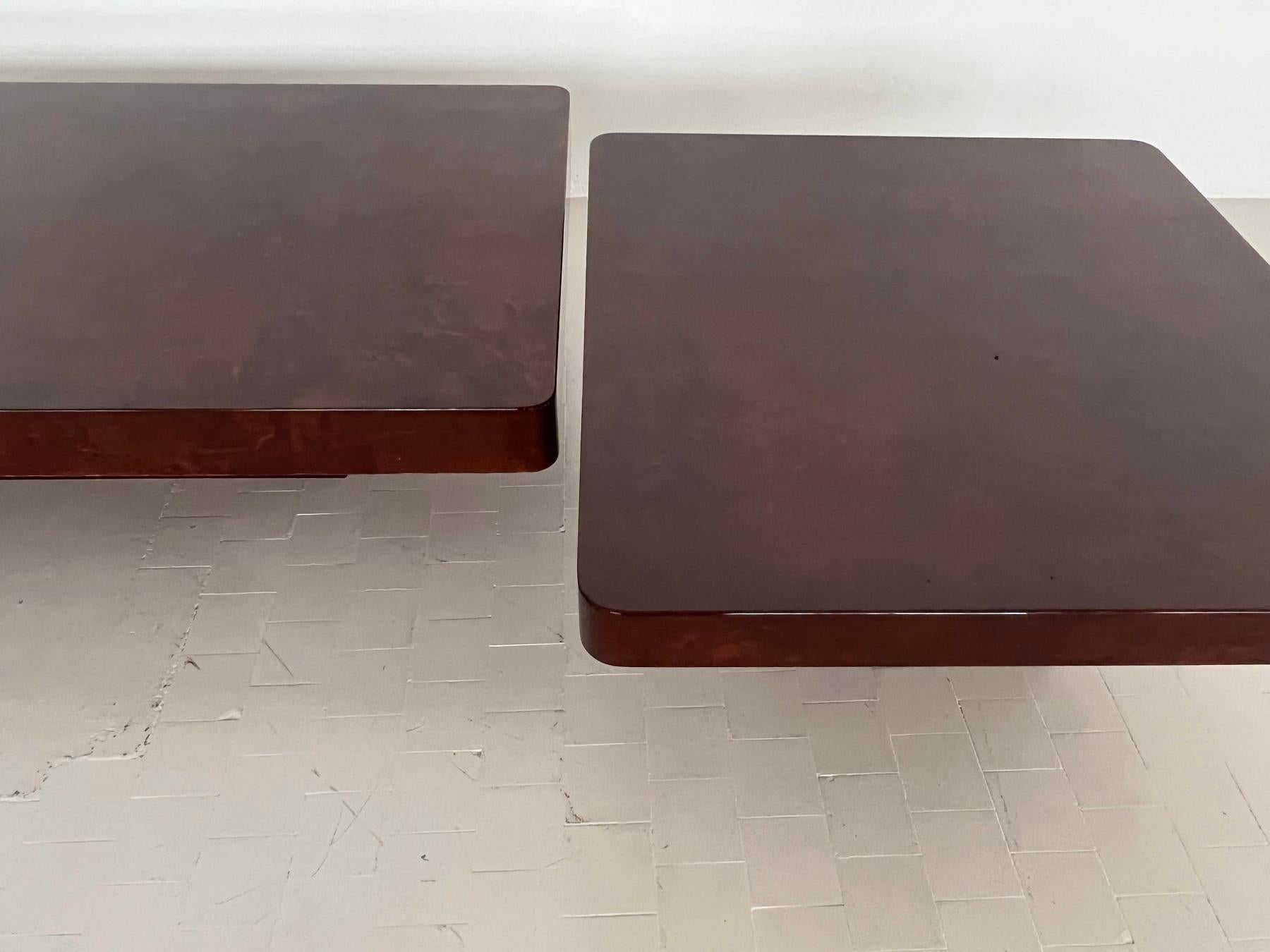 Grande table basse italienne Aldo Tura Design en parchemin émaillé, 1970  en vente 3
