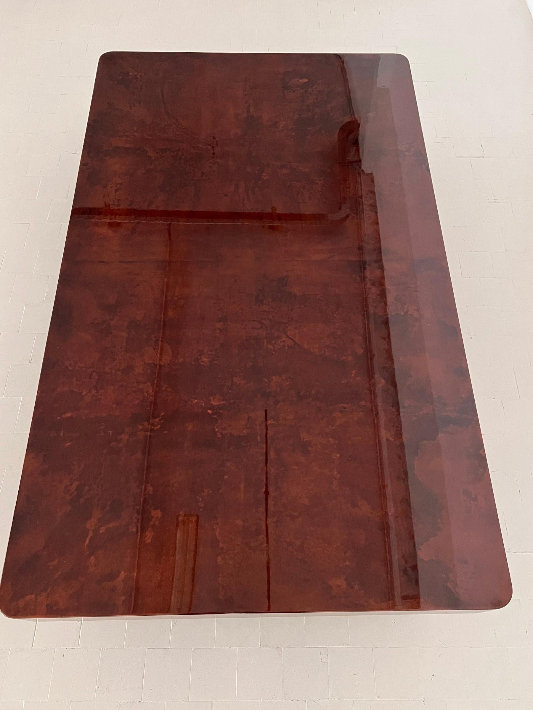 Grande table basse italienne Aldo Tura Design en parchemin émaillé, 1970  en vente 1
