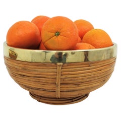 Große italienische Korbschale als Tafelaufsatz aus Rattan und Messing, 1970